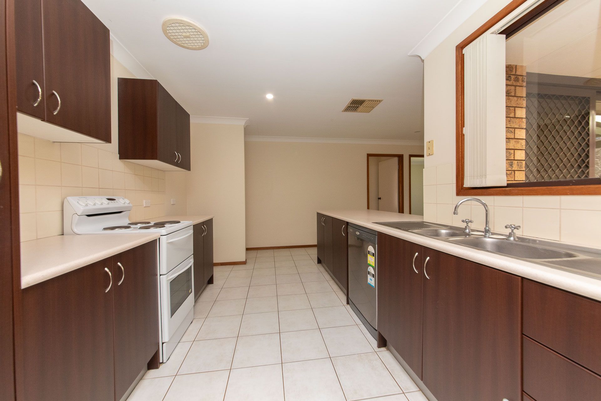 16 St Georges Terrace, Dubbo, NSW 2830