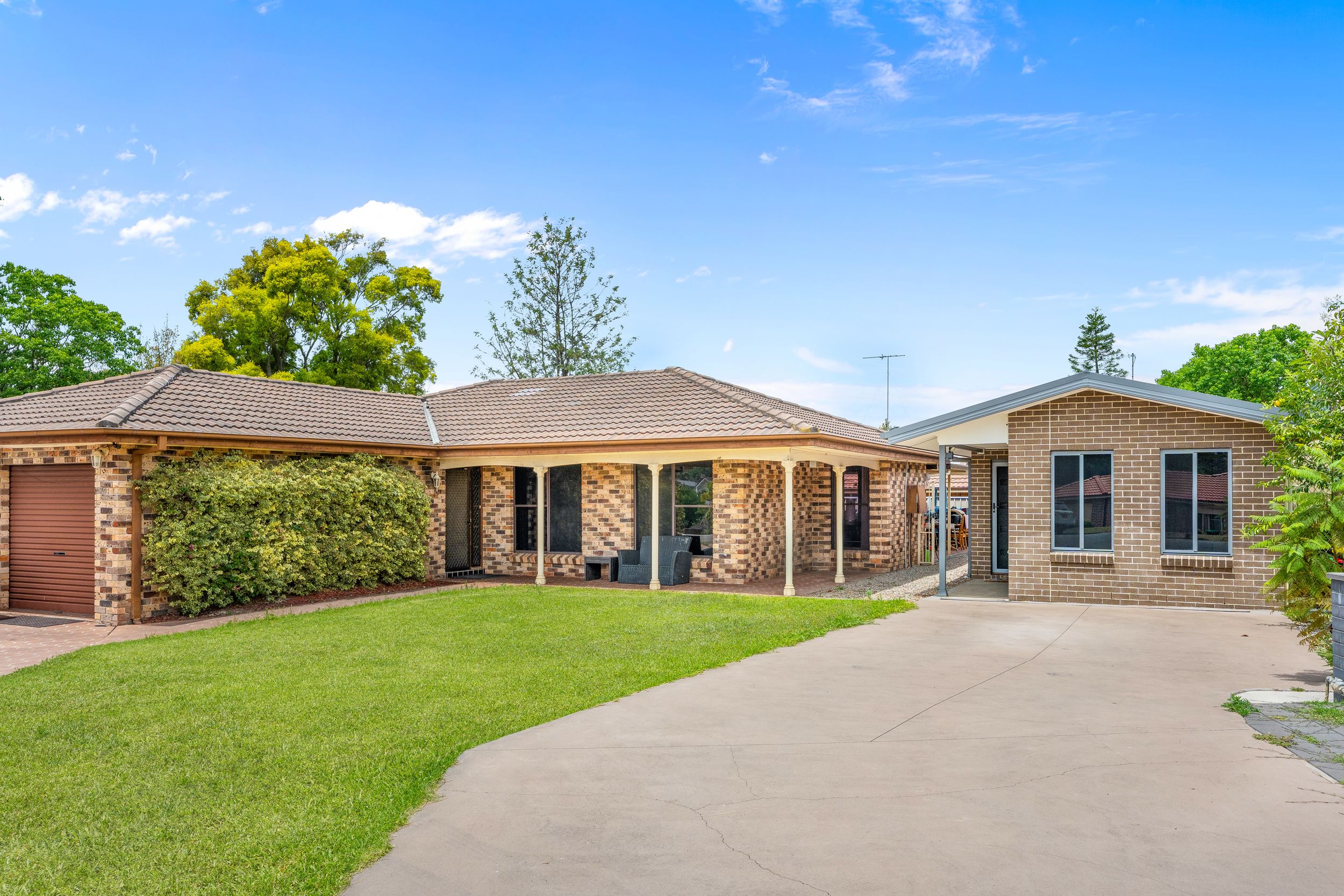 8 & 8a Ben Nevis Road , Cranebrook NSW 2749