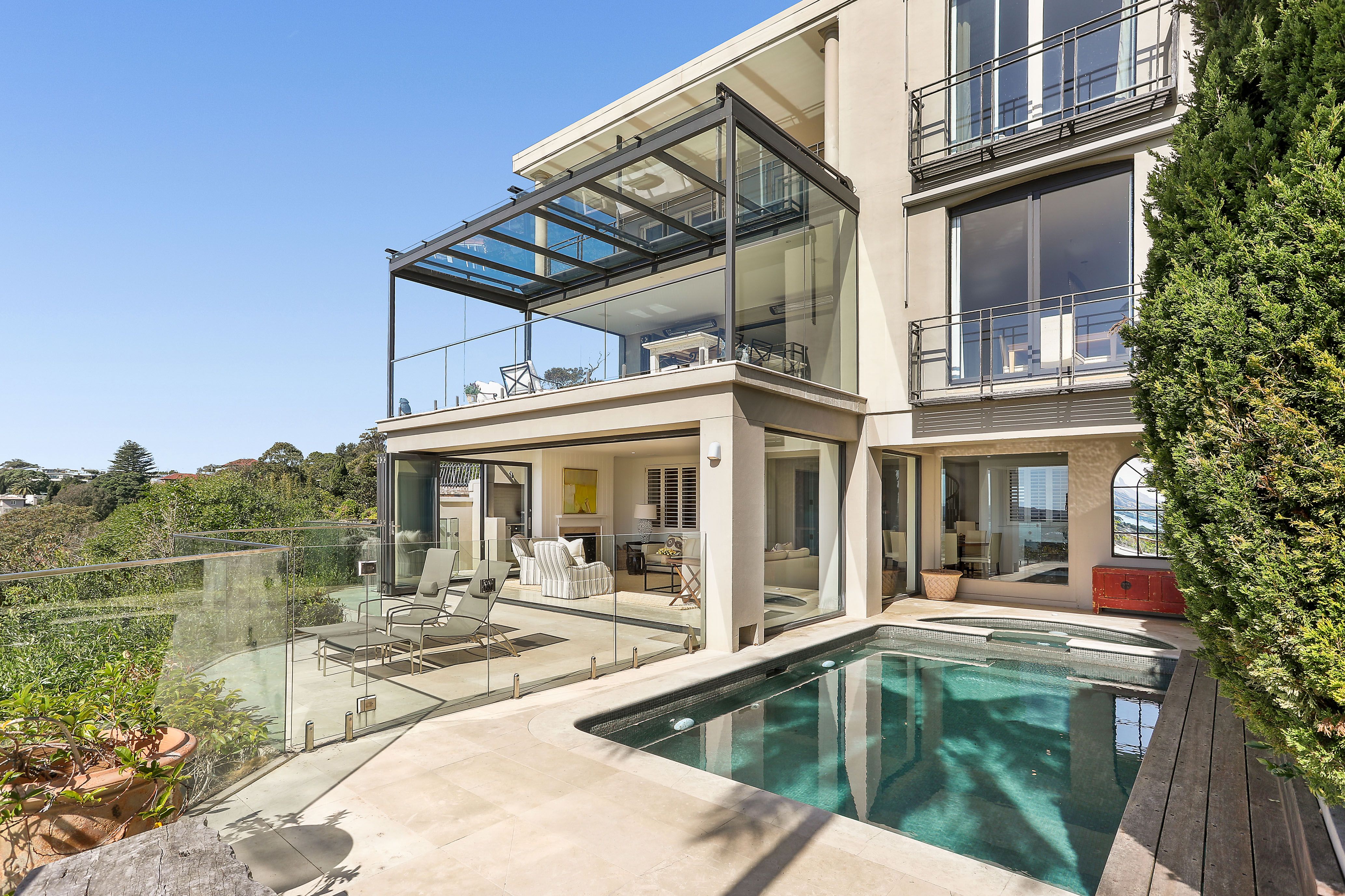 11 Wentworth Road