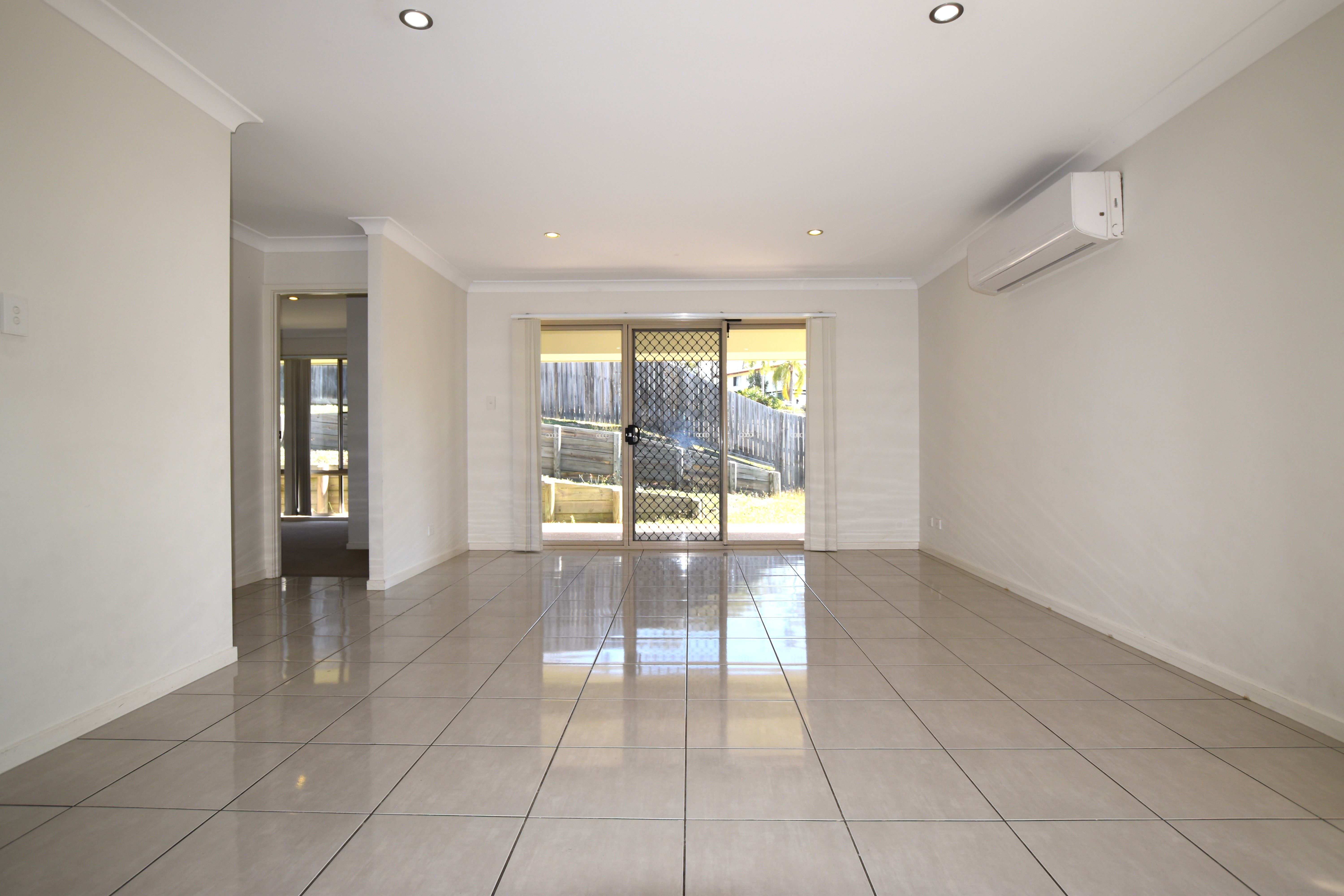 33 Wattle Street, New Auckland, QLD 4680