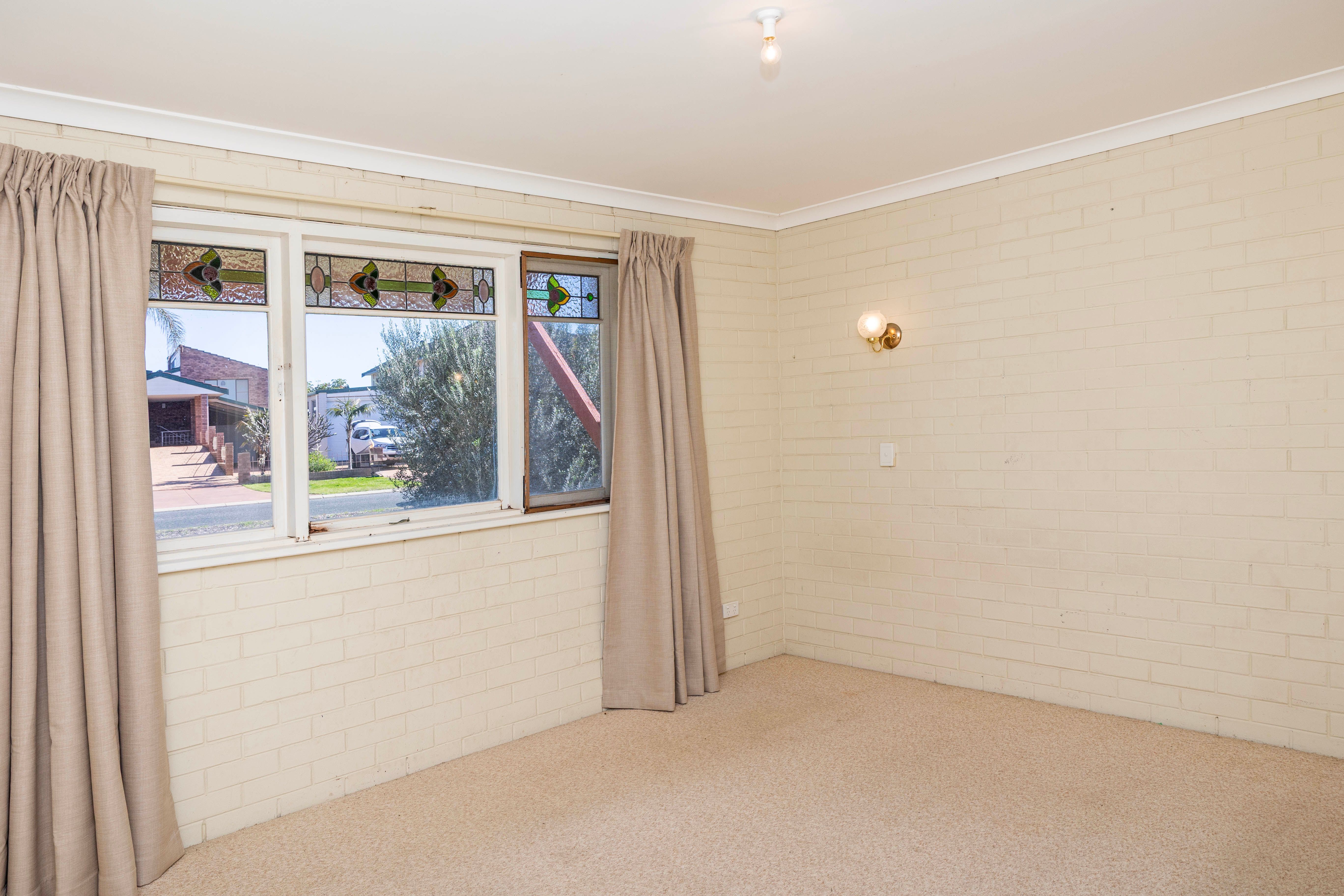 4 Whitburn Place — photo 18 of 28