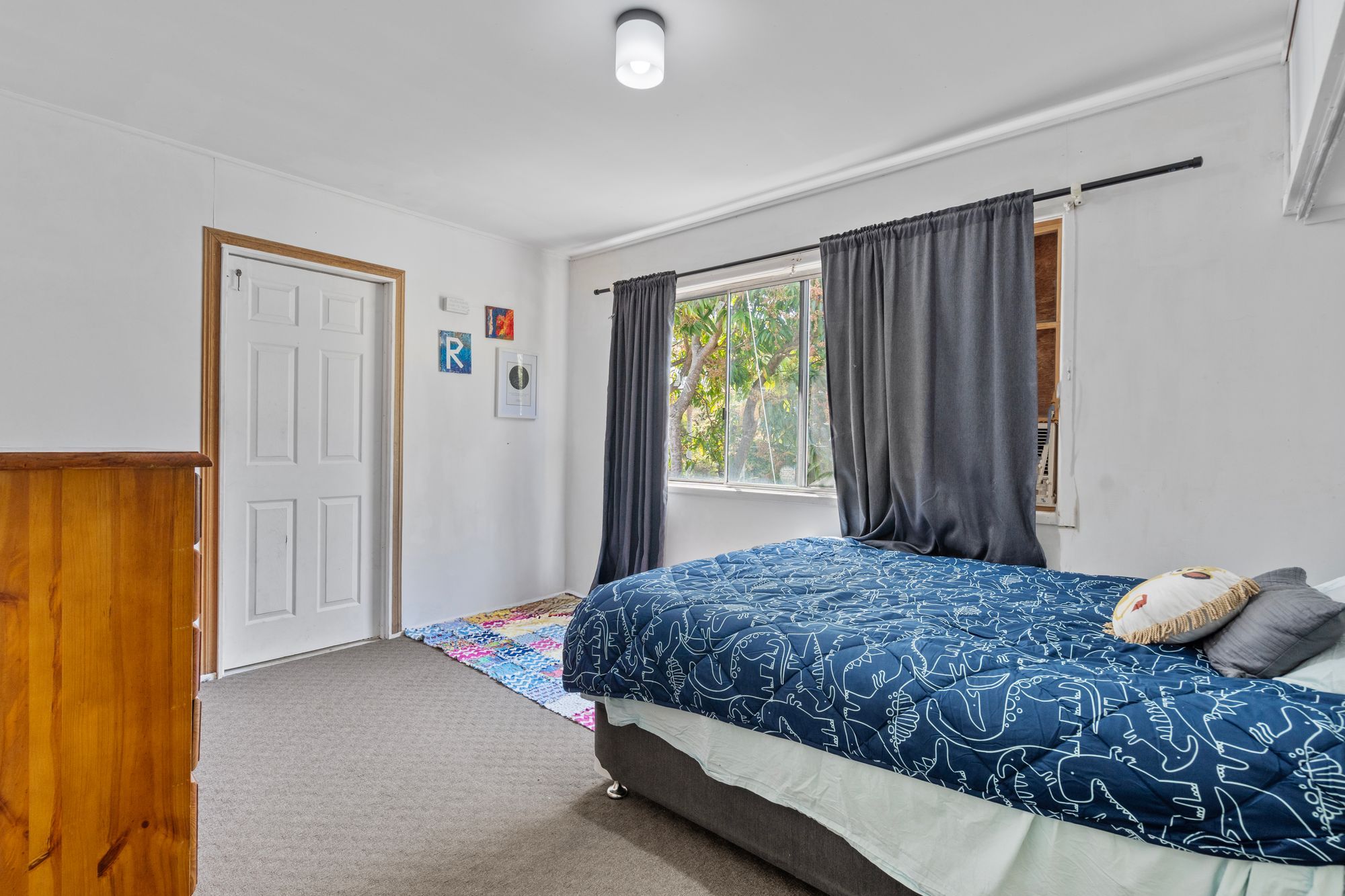 15 Claverton Street, Woodridge QLD 4114
