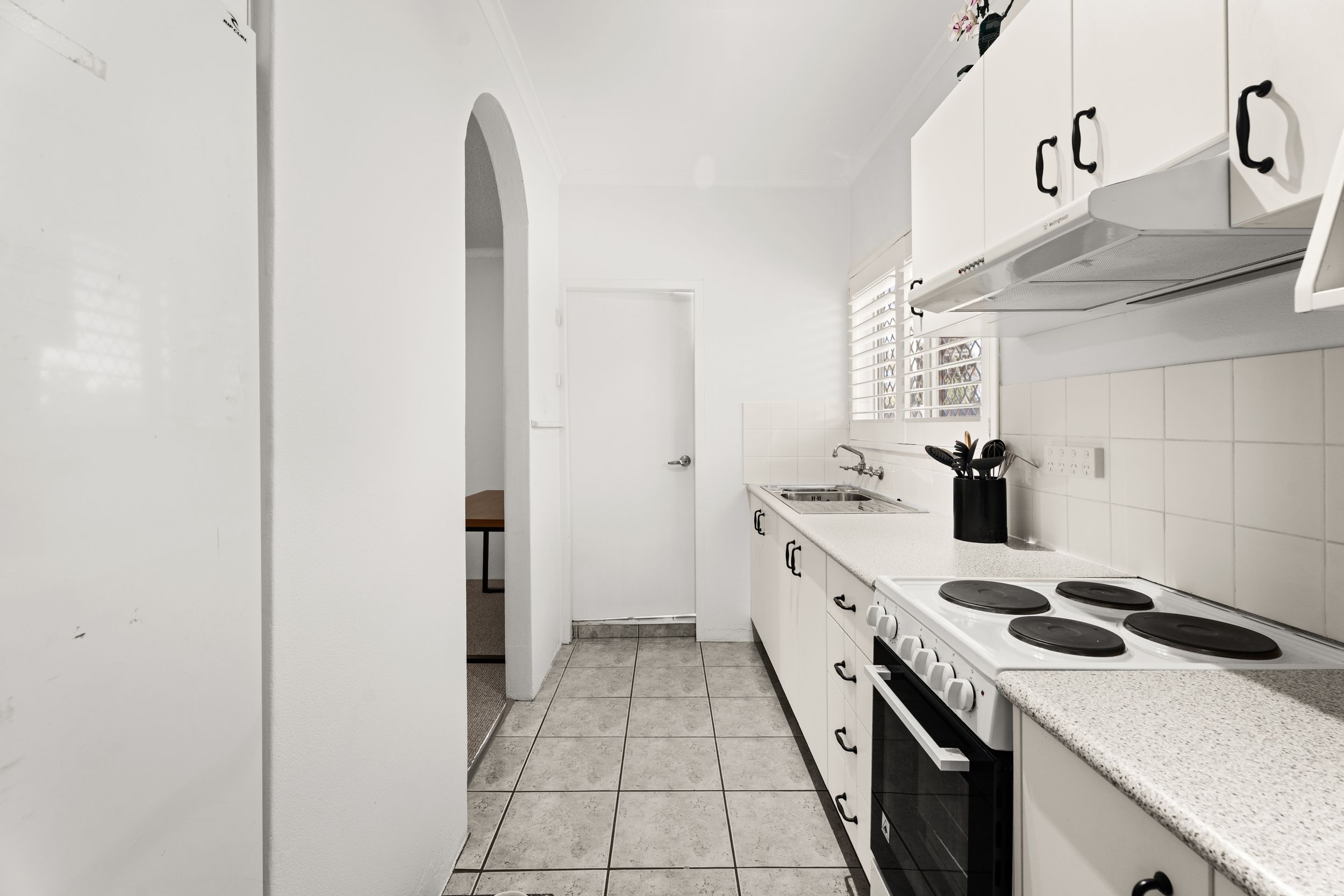 1/5-7 Thurston Street — photo 6 of 18