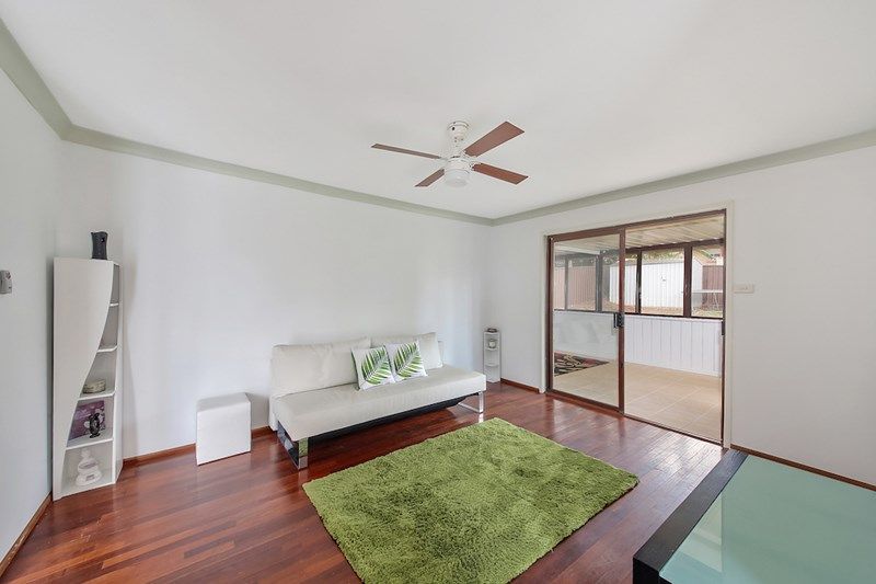 7 Shiraz Place, Eschol Park, NSW 2558