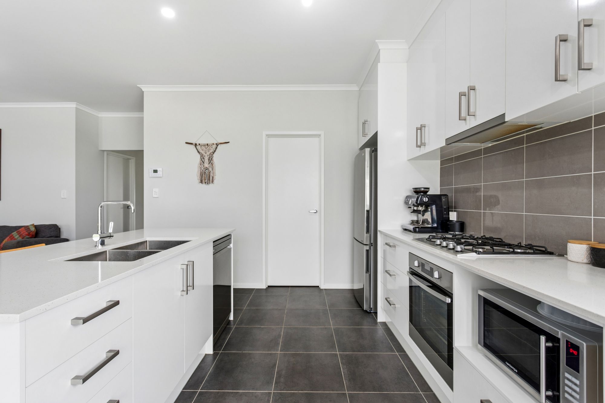 20 Emperor Way, ONKAPARINGA HEIGHTS, SA 5163