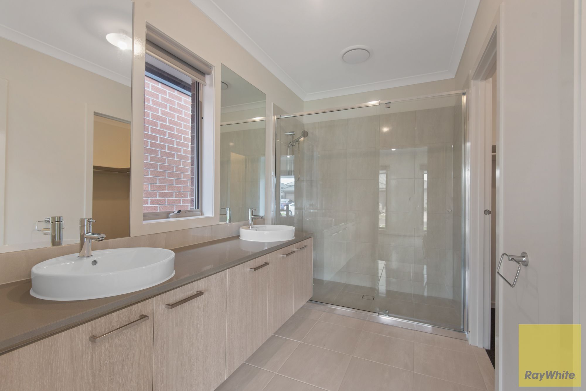 13 Nabro Street — photo 5 of 17