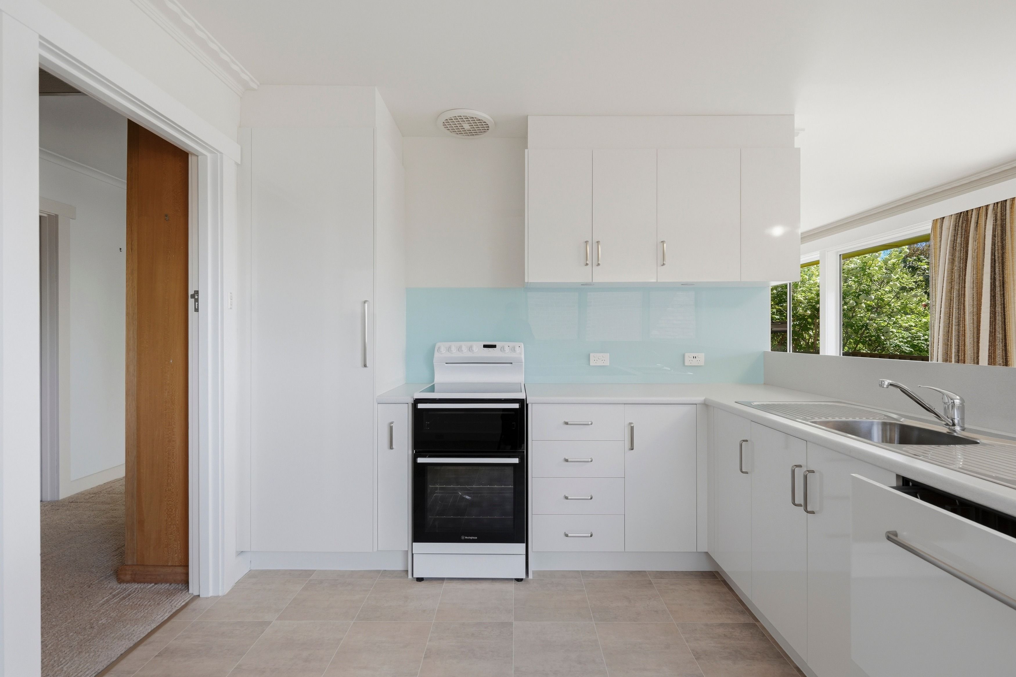 6 Coniston Place — photo 10 of 18