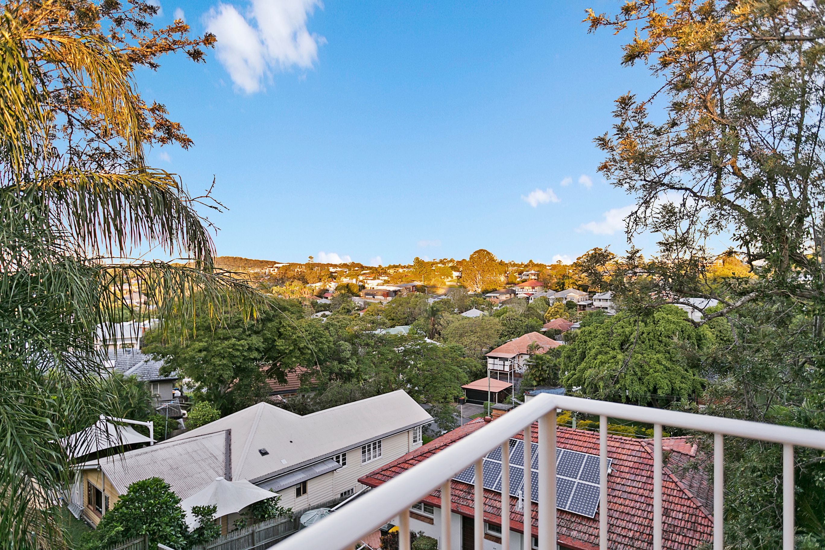 73 Chatsworth Road, Greenslopes QLD 4120