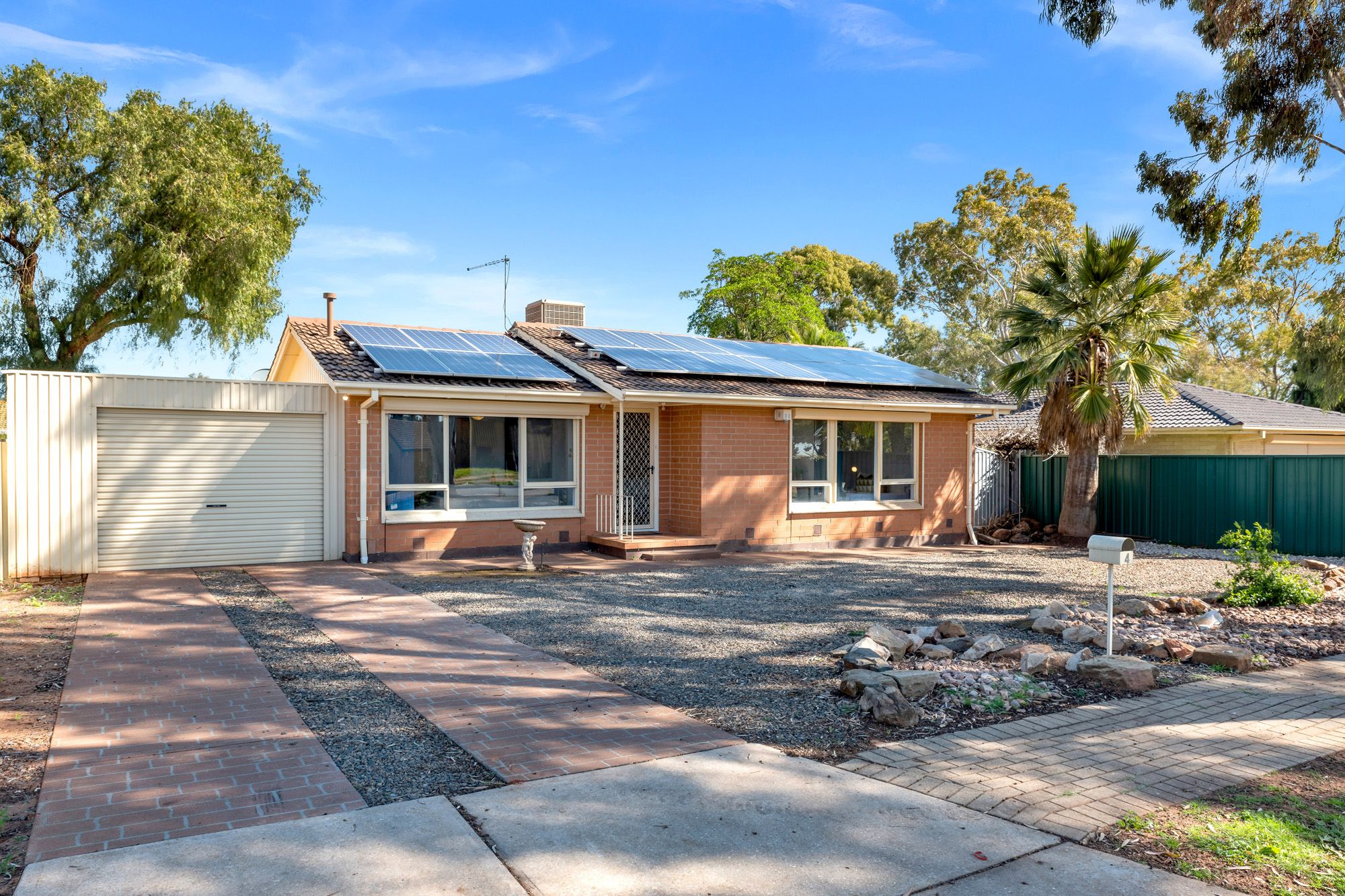 4 Burford Street, Elizabeth Downs SA 5113