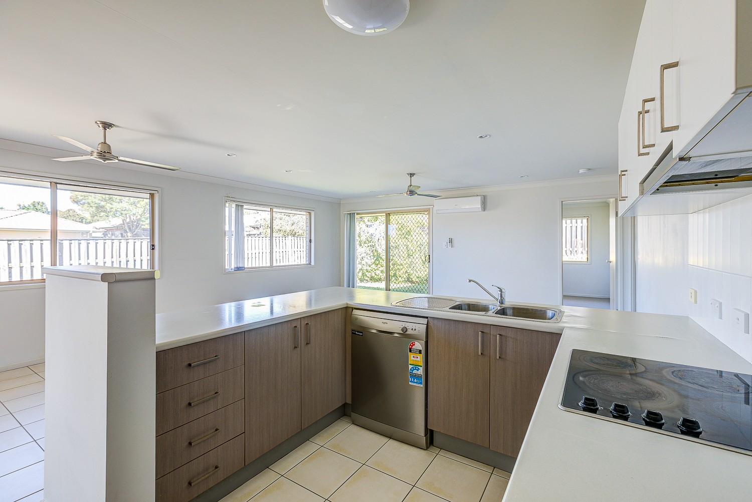 14 Scottsdale Street, Raceview, QLD 4305