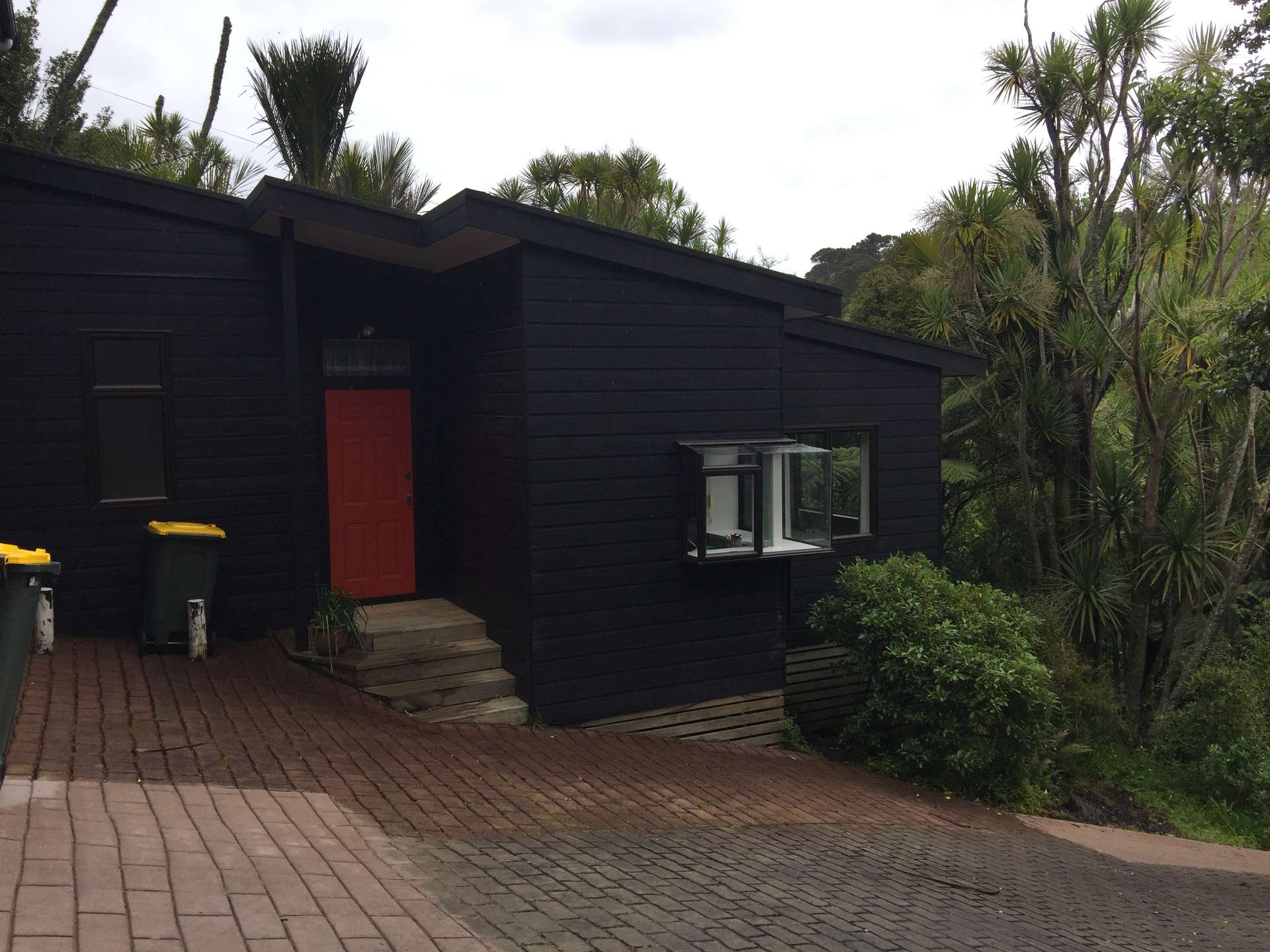 186 Huia Road photo 0