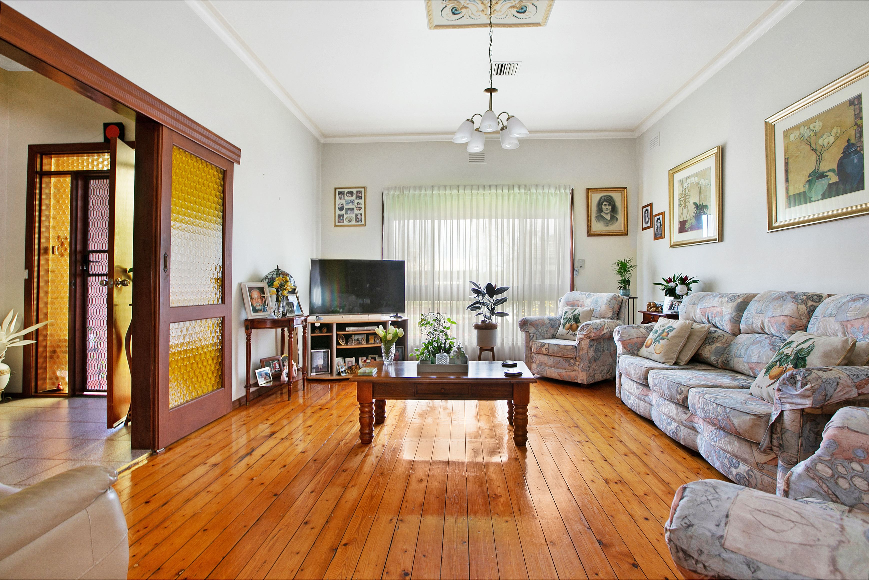 8 Station Street, Reservoir, VIC 3073