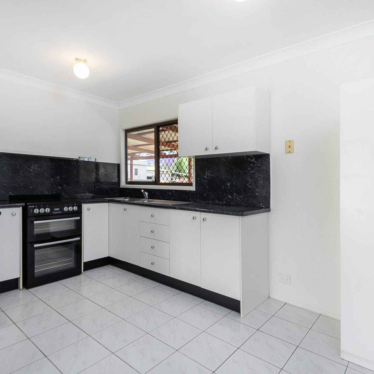 22 Cindy Street, Marsden, QLD 4132