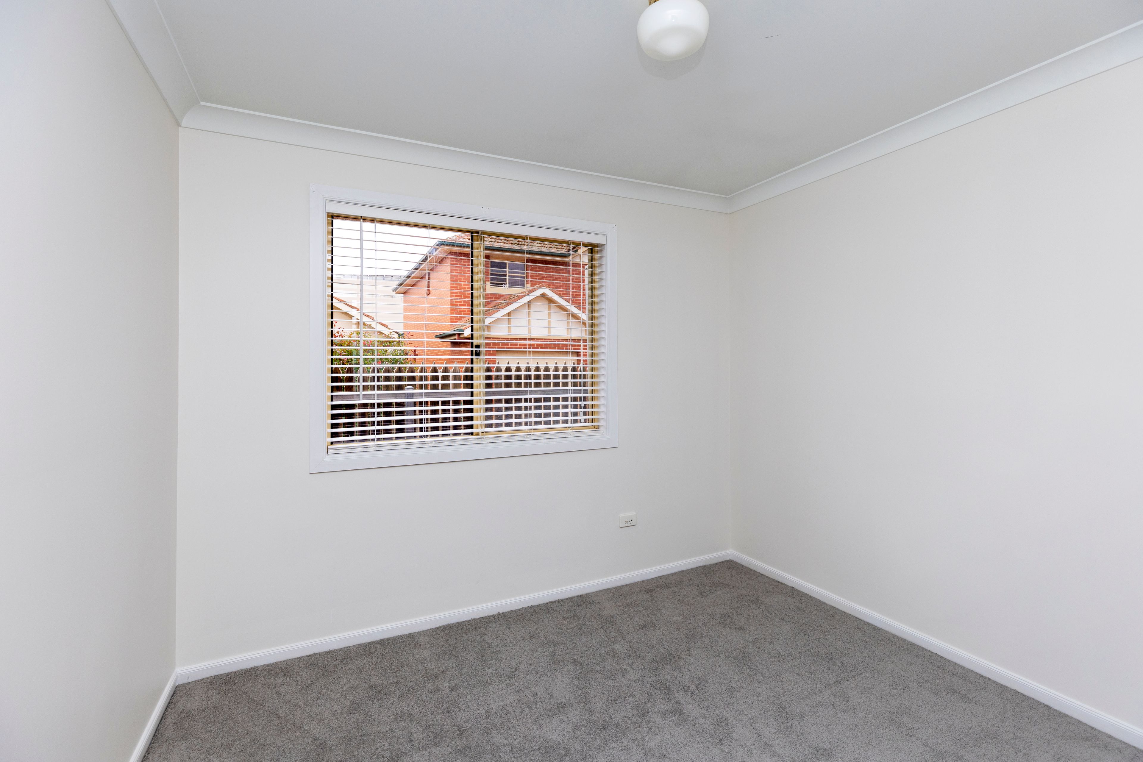 12/11 Crampton Street — photo 8 of 11