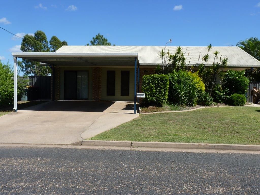 11 Barry Street, Emerald, QLD 4720