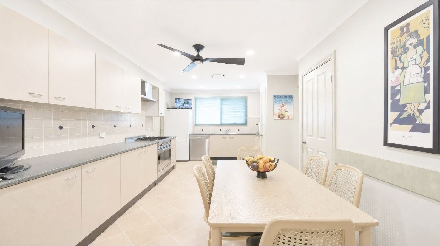 37 Carey Street — photo 4 of 10