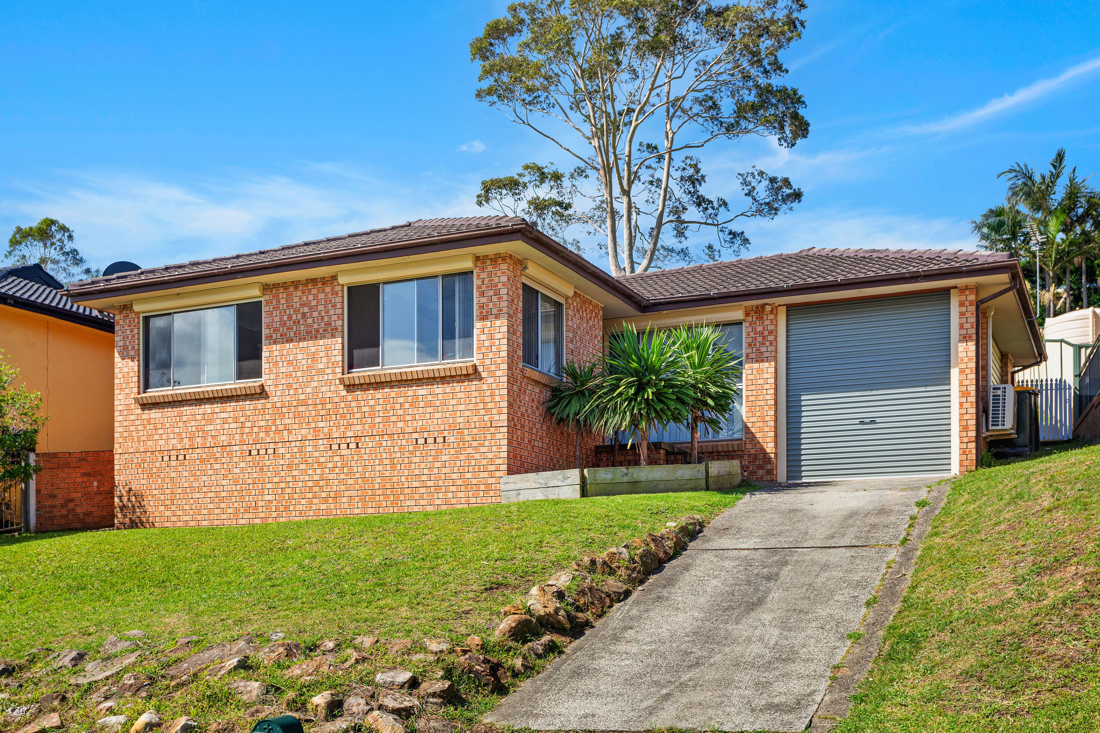 27 Noble Road, Albion Park, NSW 2527 Sold House Ray White Albion Park