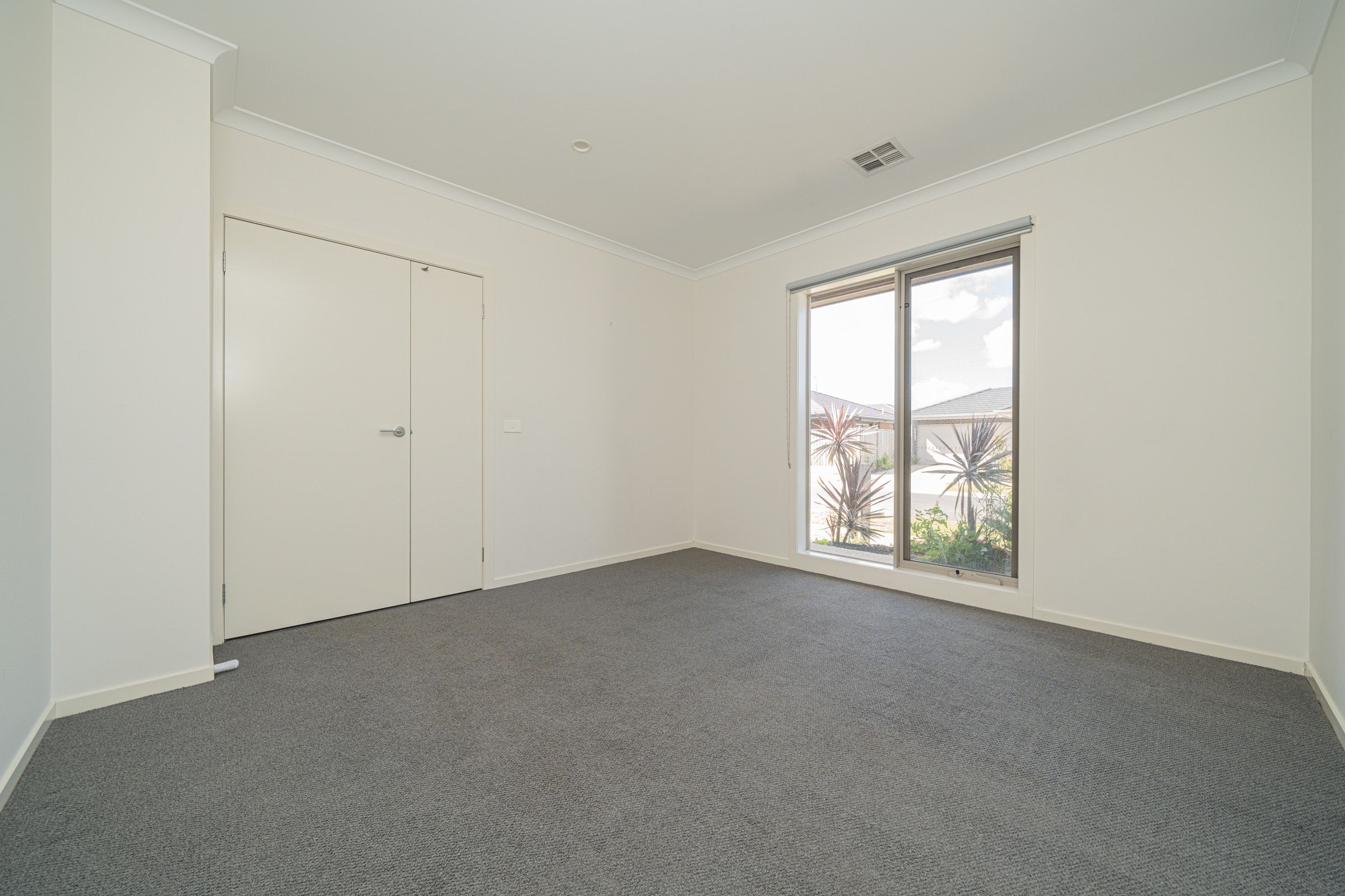 15 Favero Street — photo 7 of 11