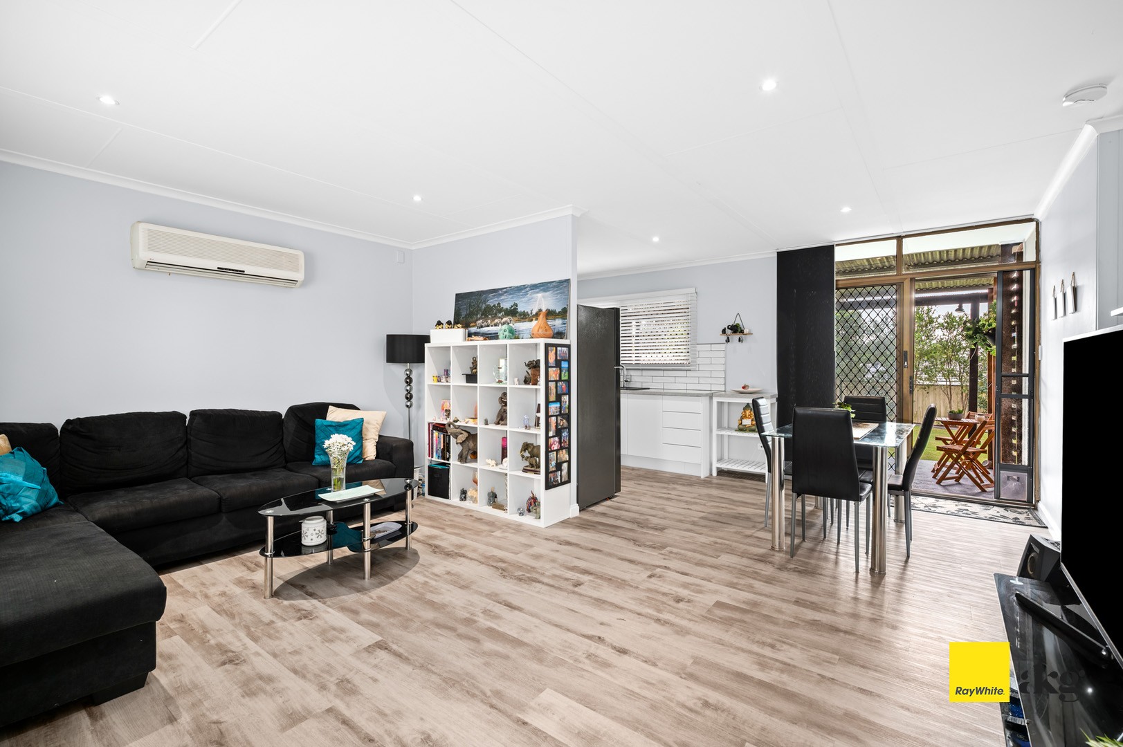 52 Vansittart Road, Regents Park, QLD 4118