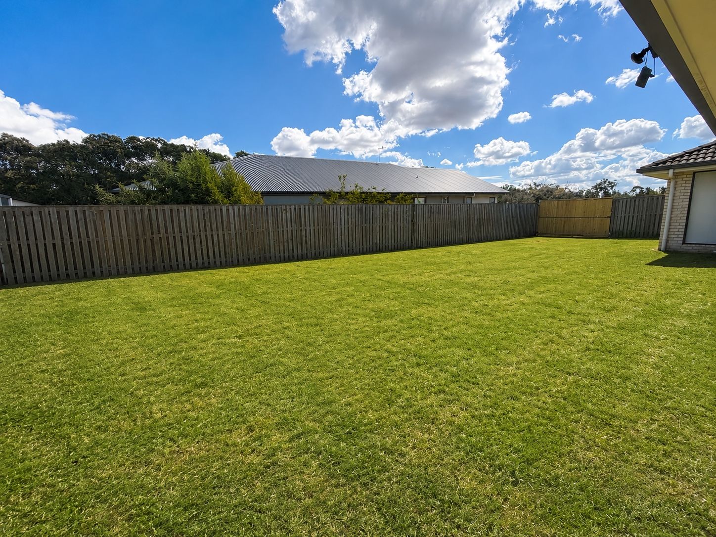 13 Cottonwood Crescent — photo 12 of 16
