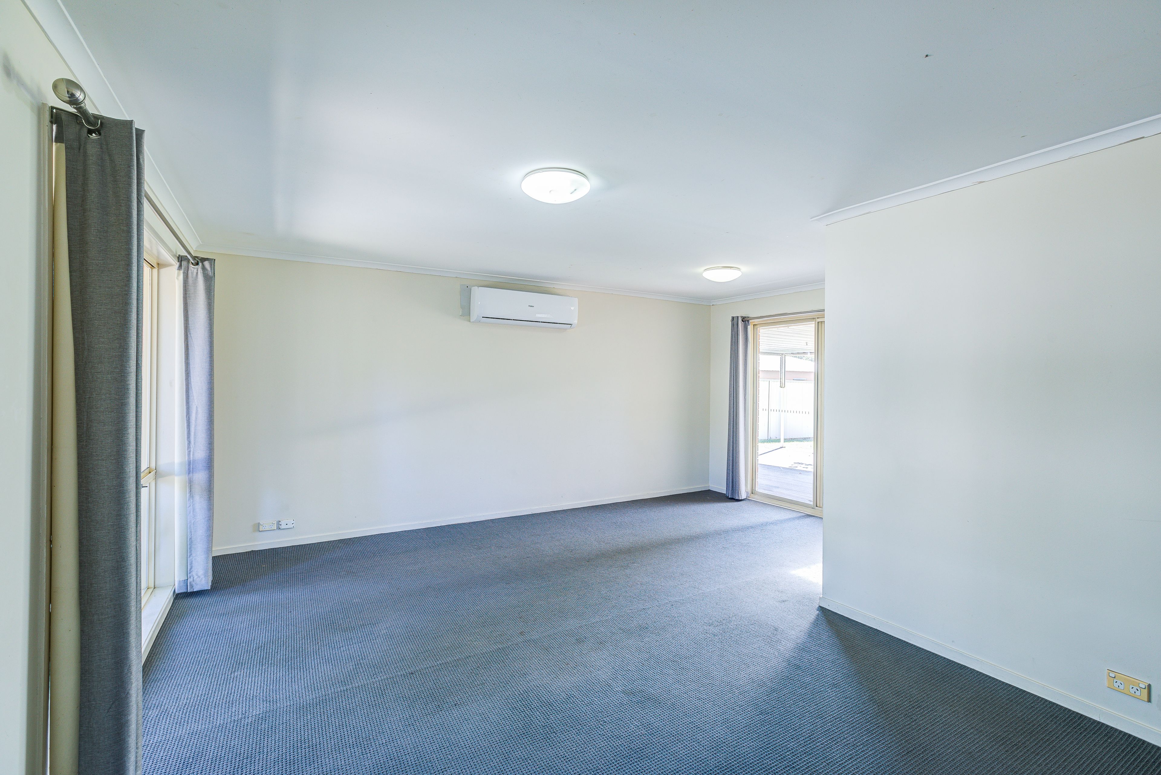4 Packett Crescent, Loganlea, QLD 4131