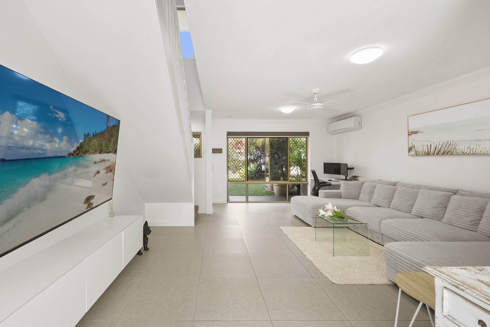 8/54 Gemvale Road — photo 6 of 27