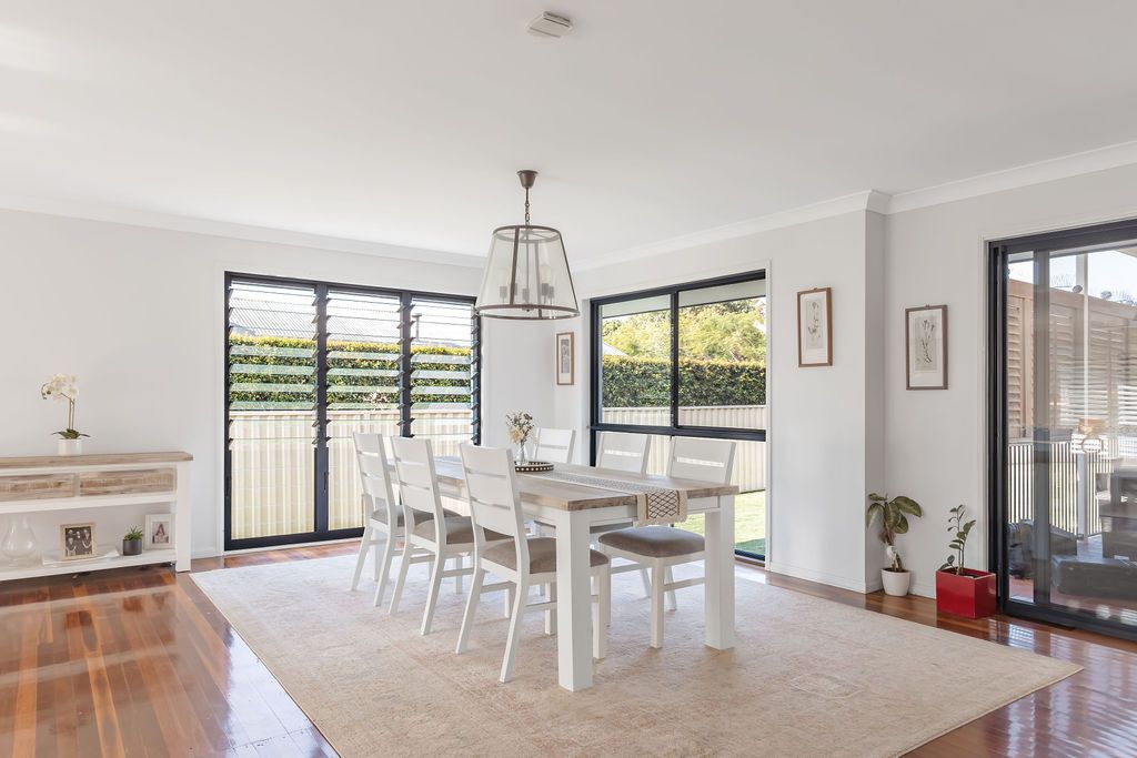 32 Tallebudgera Creek Road — photo 8 of 26