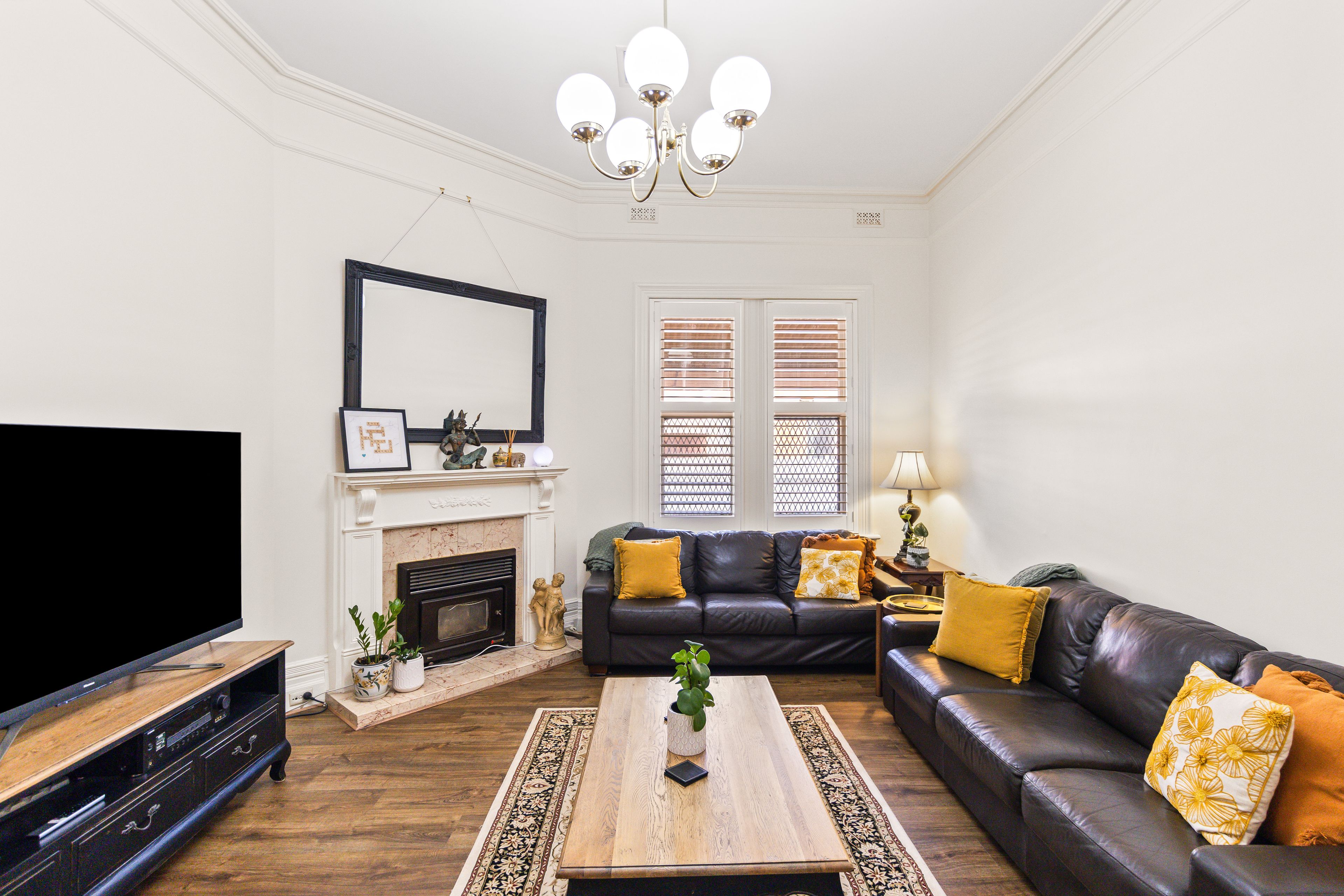 9 Bishops Avenue — photo 8 of 30