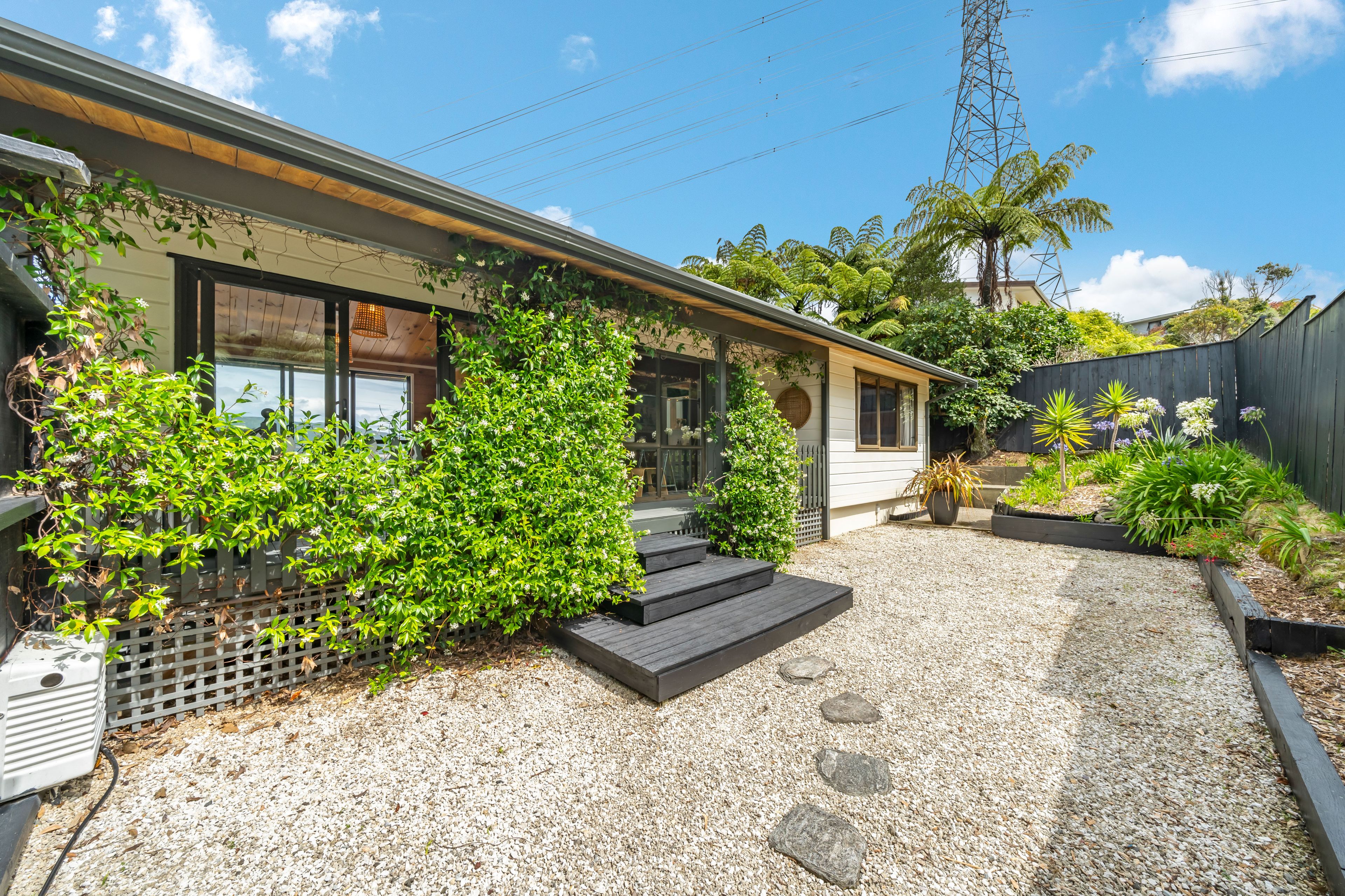 28 Matuhi Street, Tirohanga, Lower Hutt City