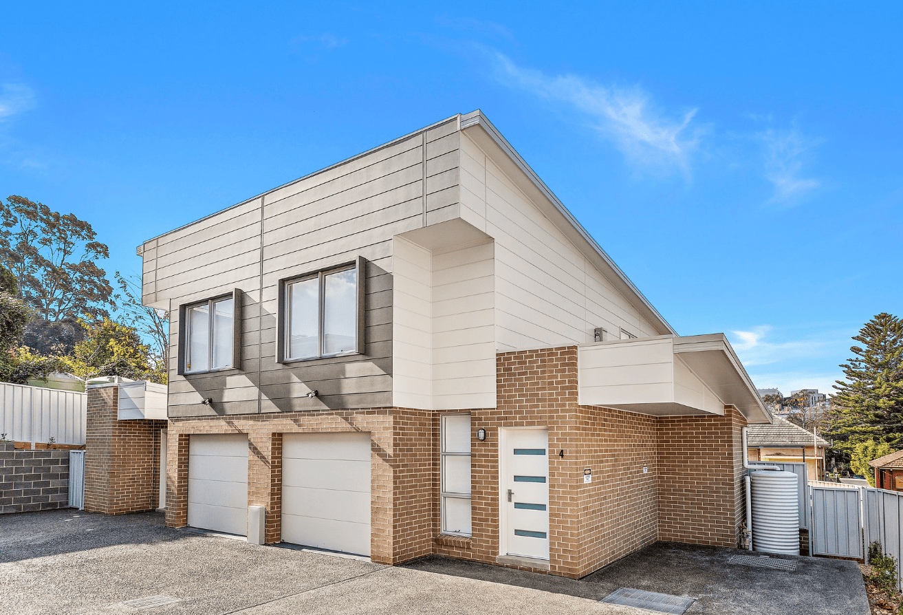 4/45 Rosemont Street — photo from Ray White Wollongong