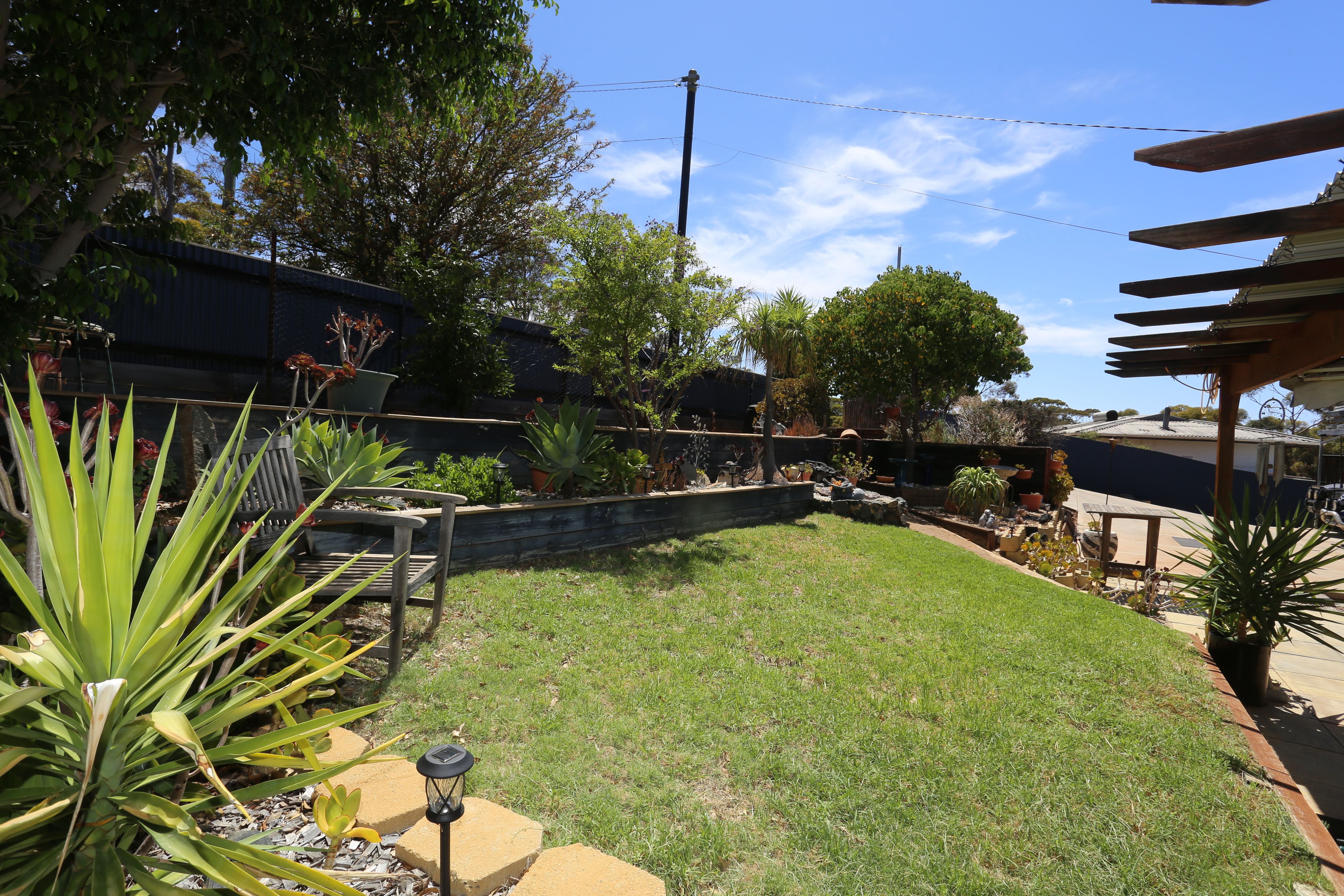 8 Sandalwood Lane, Kambalda East, WA 6442