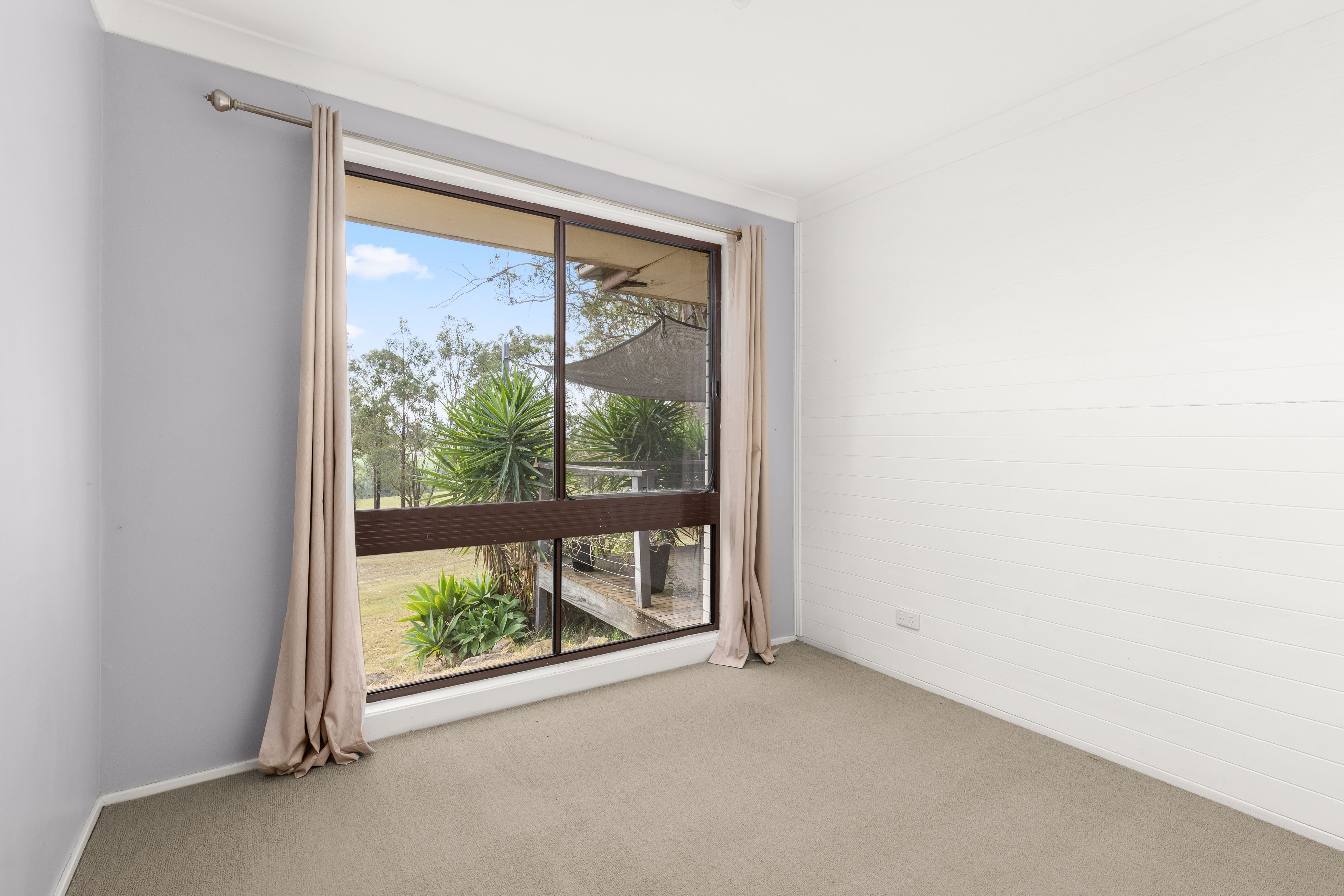 231 Lennoxton Road — photo 7 of 12