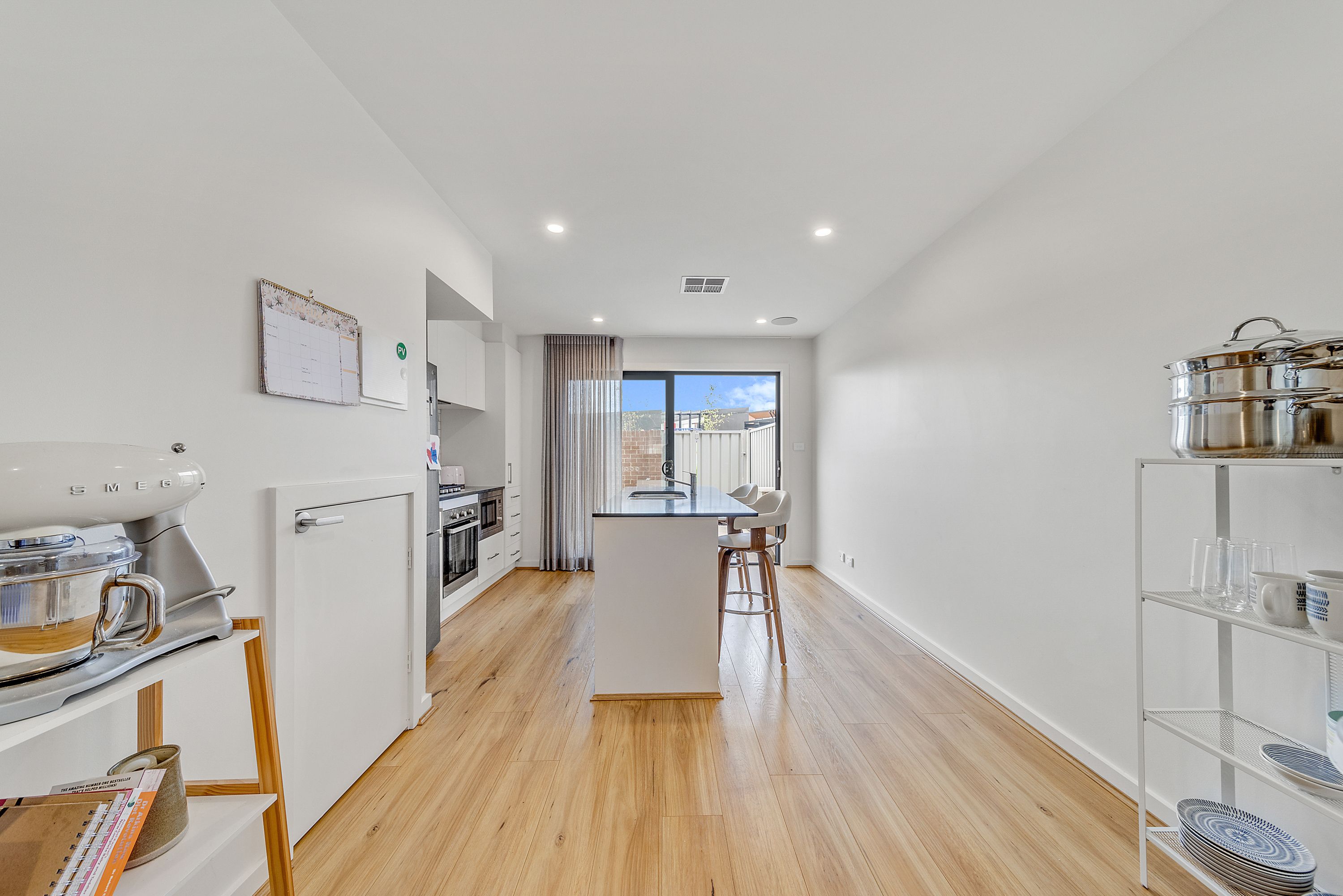 147/1 Rowland Rees Crescent, Greenway, ACT 2900