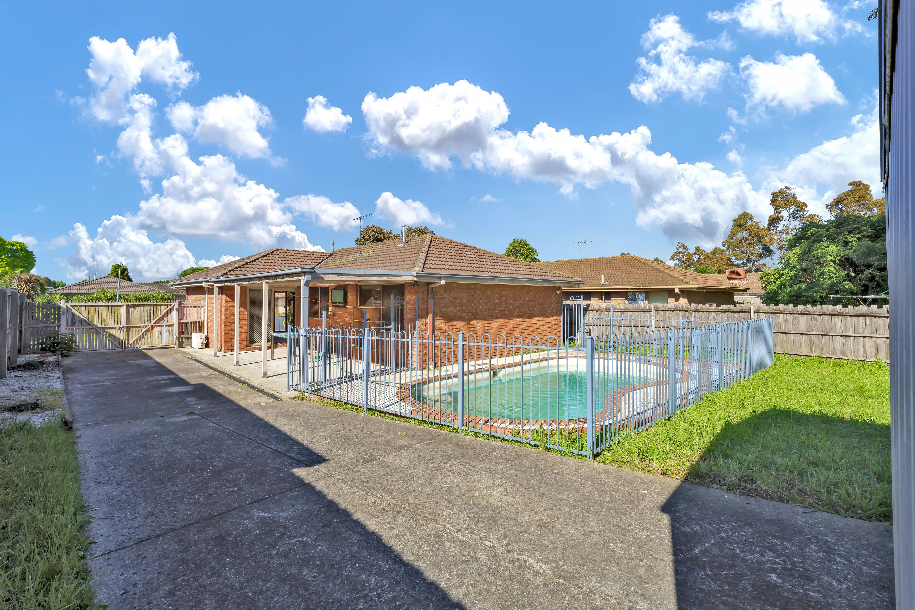 34 Heywood Crescent, Cranbourne North, VIC 3977