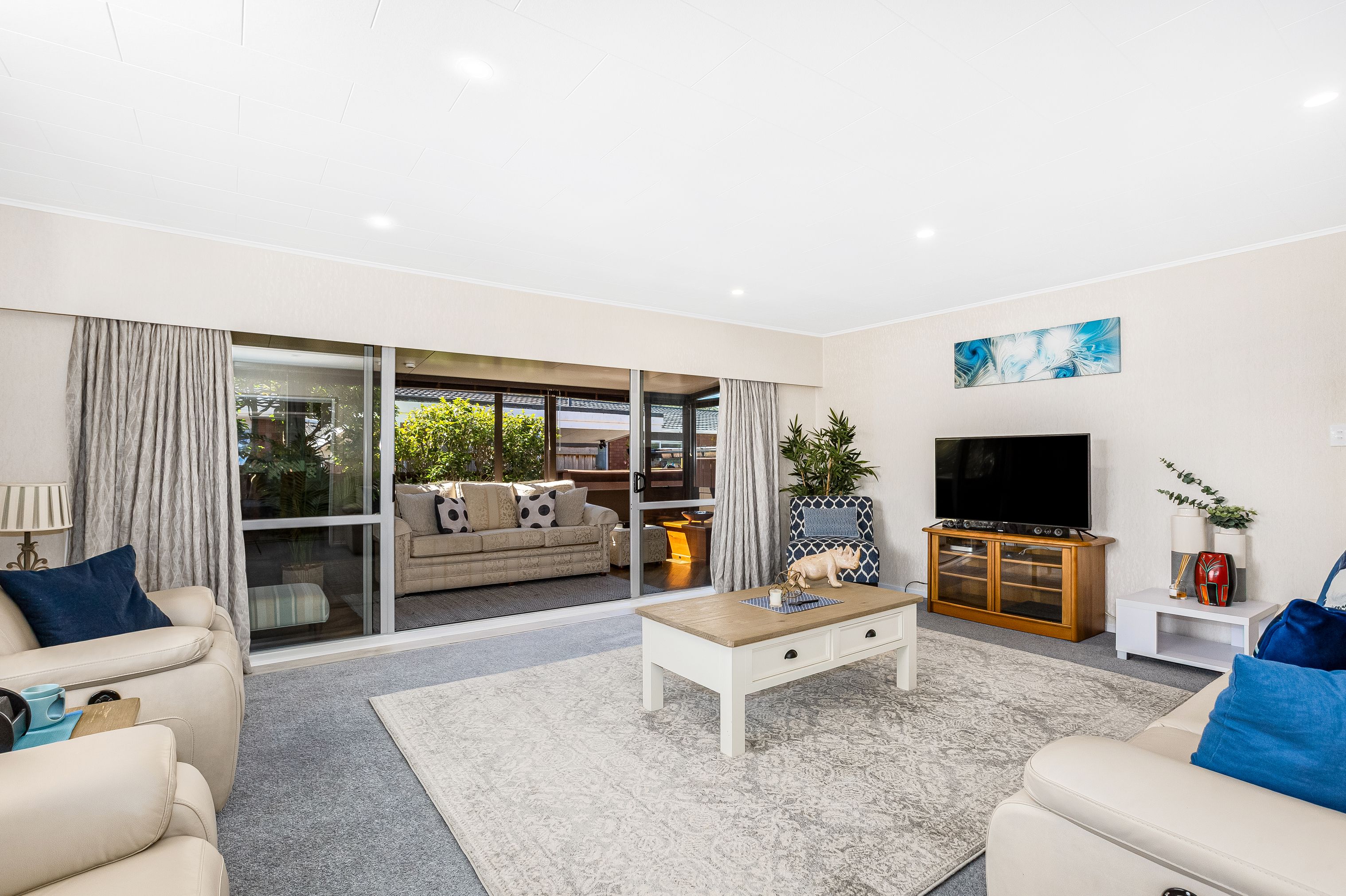 8 Tacoma Drive, Totara Park, Upper Hutt City