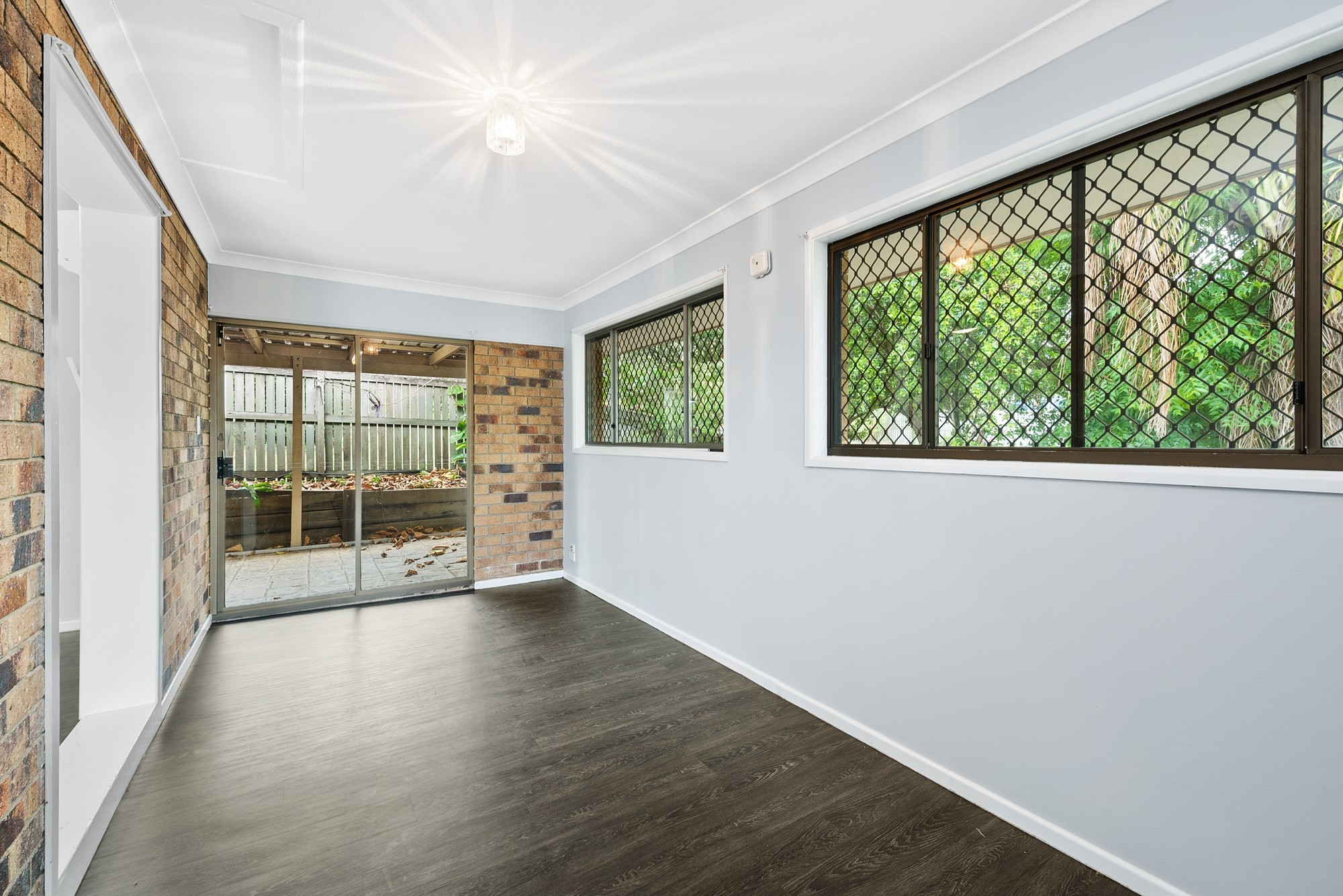4 Kookaburra Street, Kallangur, QLD 4503