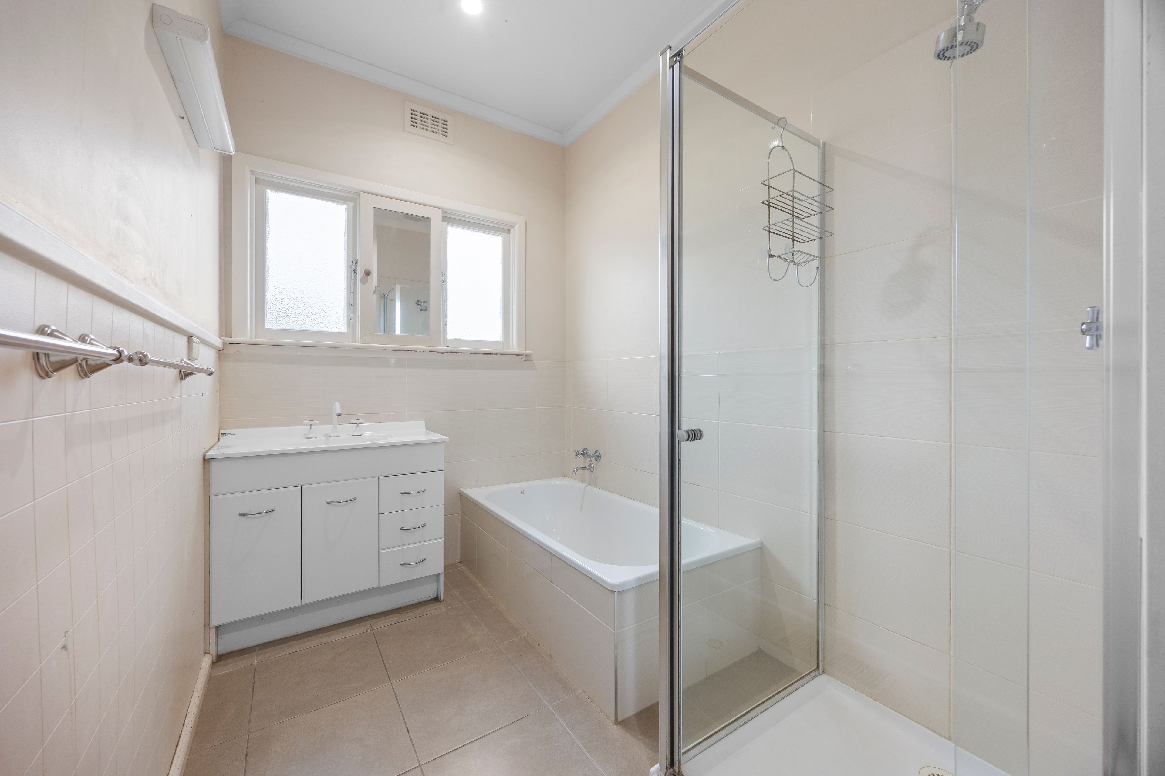 312 Landsborough Street — photo 9 of 15