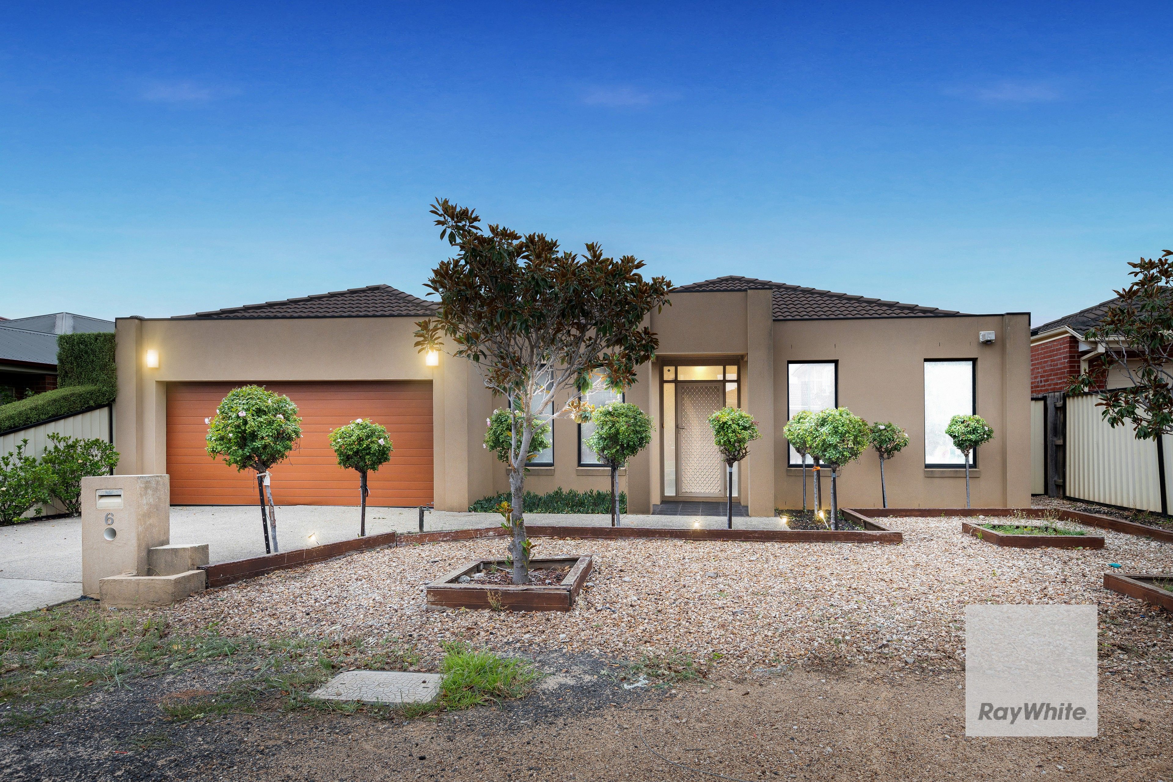 6 Rockland Court, Taylors Hill VIC 3037