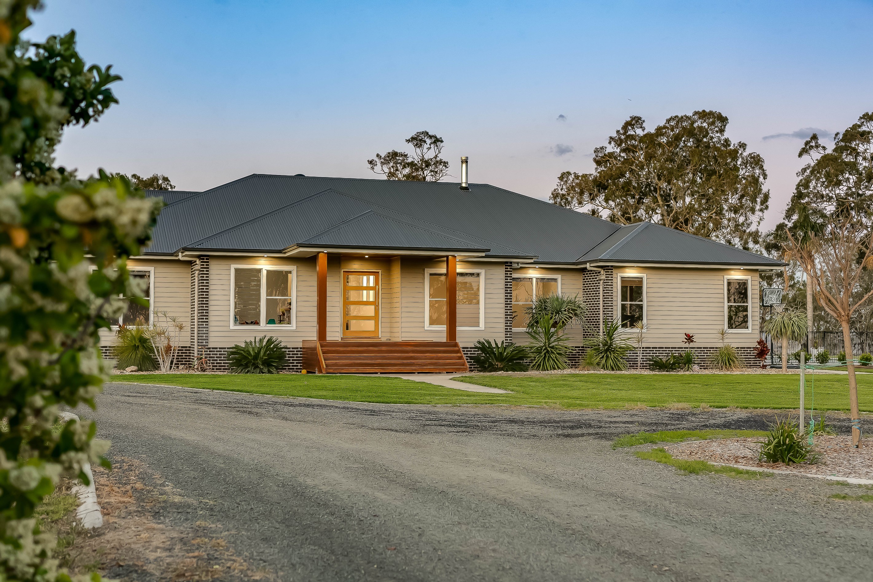 2870 Gore Highway, Southbrook, QLD 4363