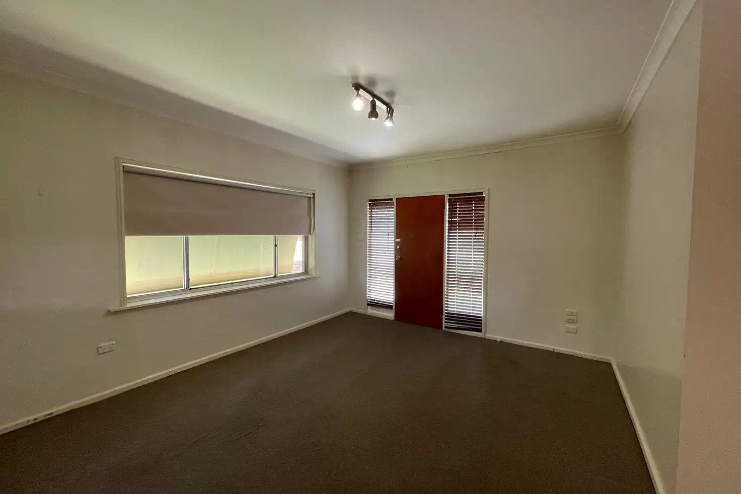 1/379 Tarakan Avenue, North Albury, NSW 2640
