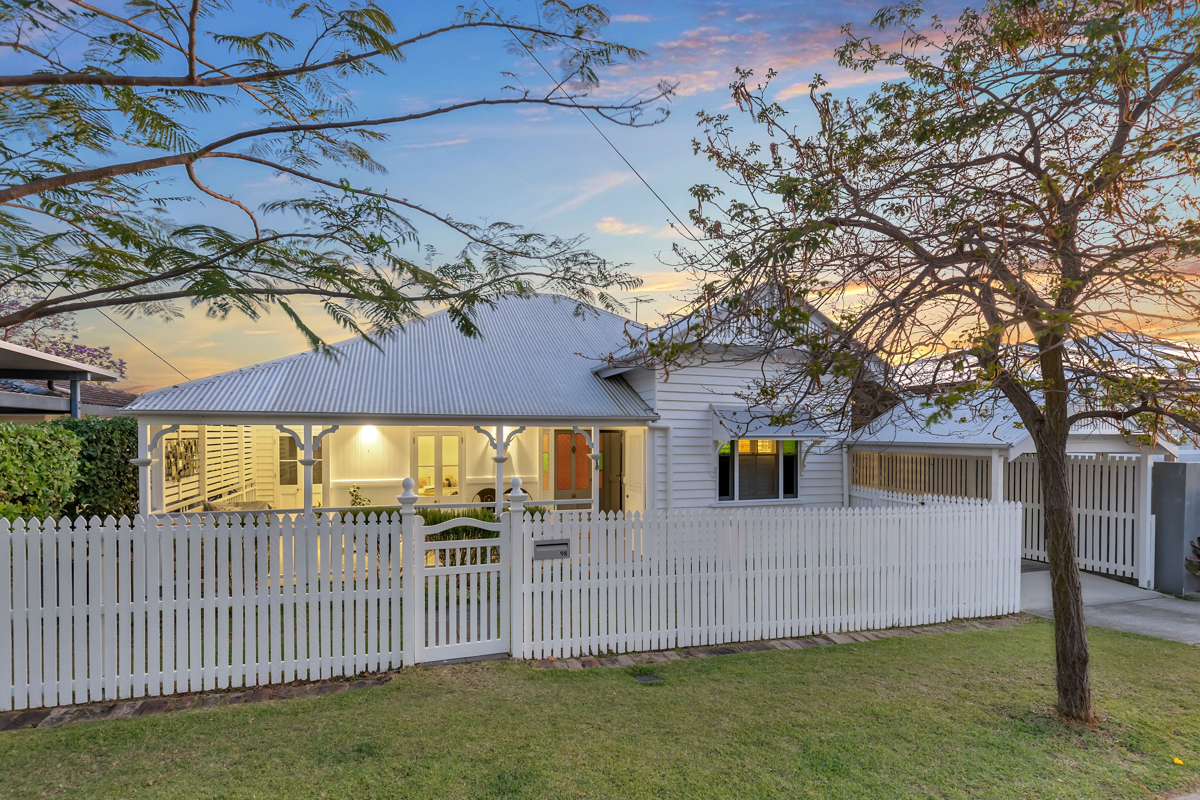 98 Bellevue Terrace, Clayfield QLD 4011