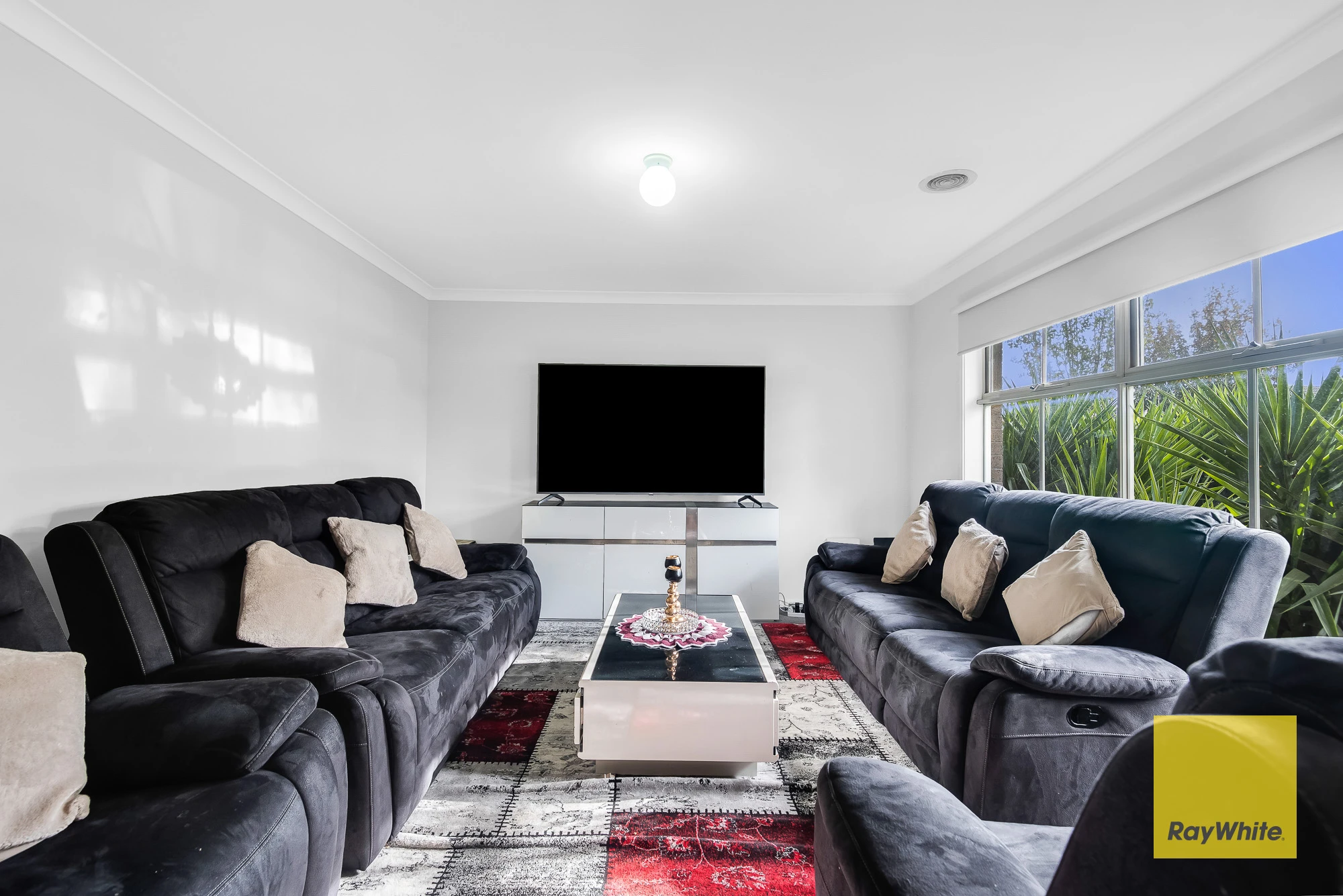 8 Conway Cross, DERRIMUT, VIC 3026