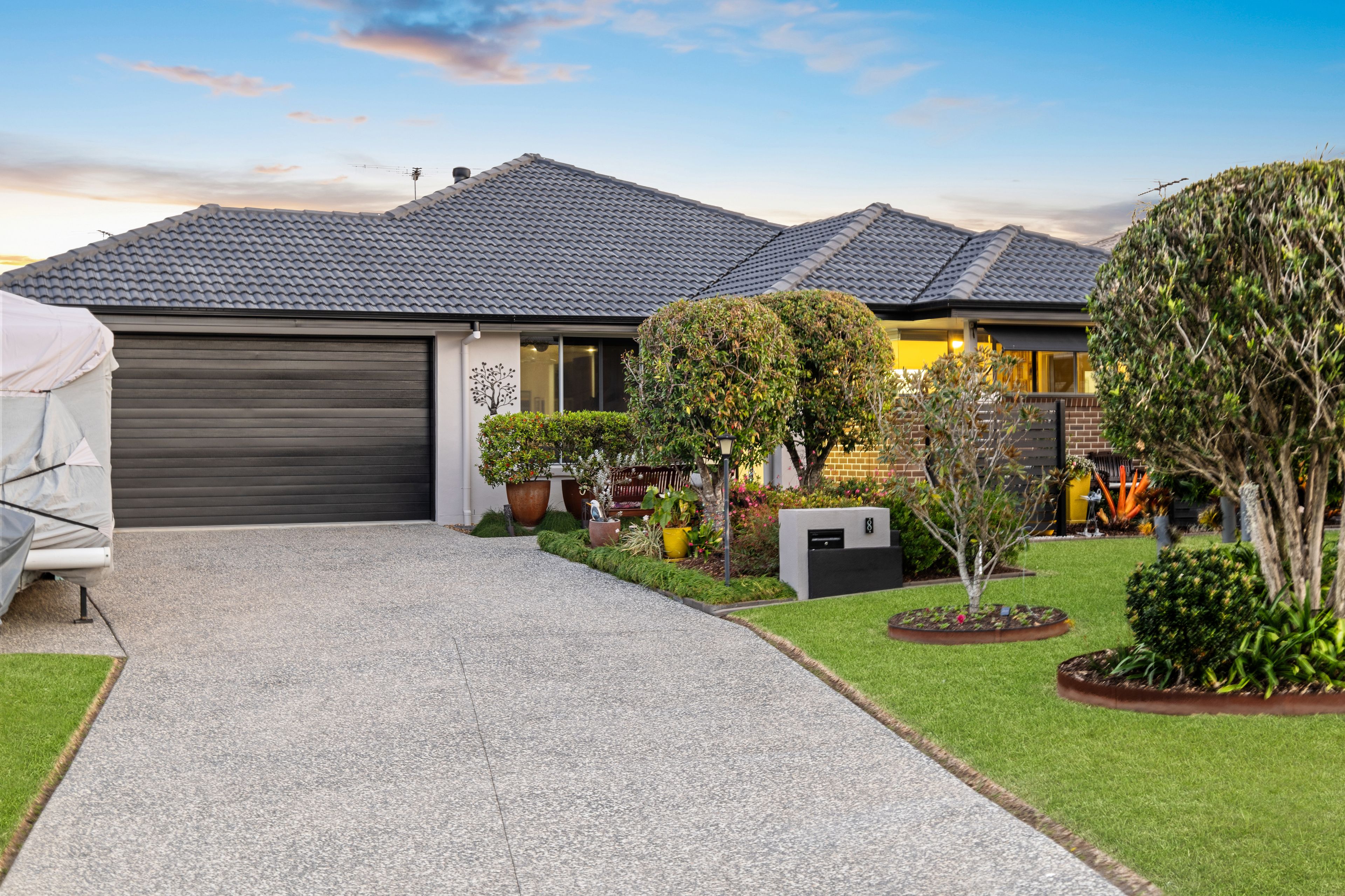 8 Pandorea Circuit, North Lakes, QLD 4509