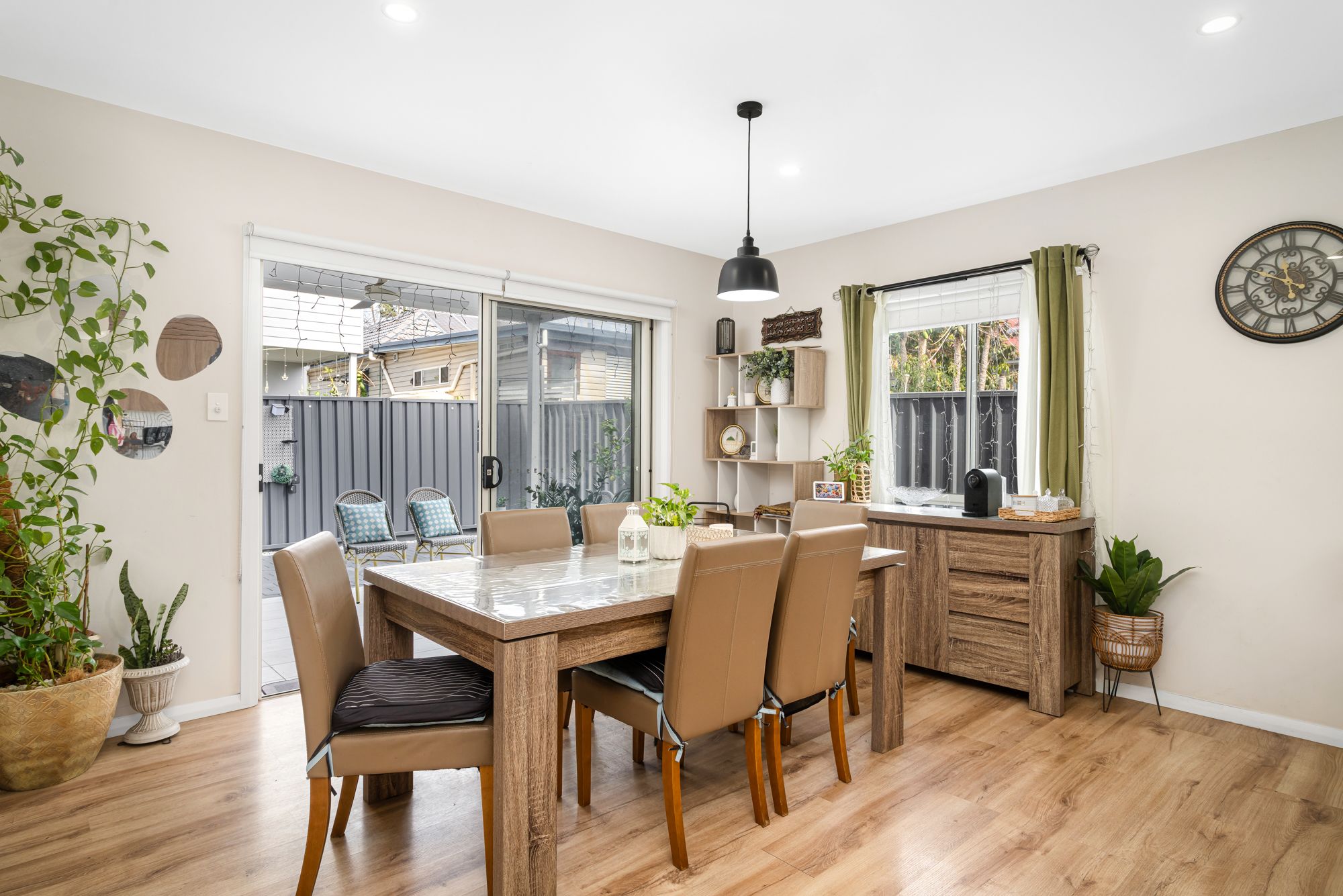 3/151 Canberra Street — photo 4 of 16