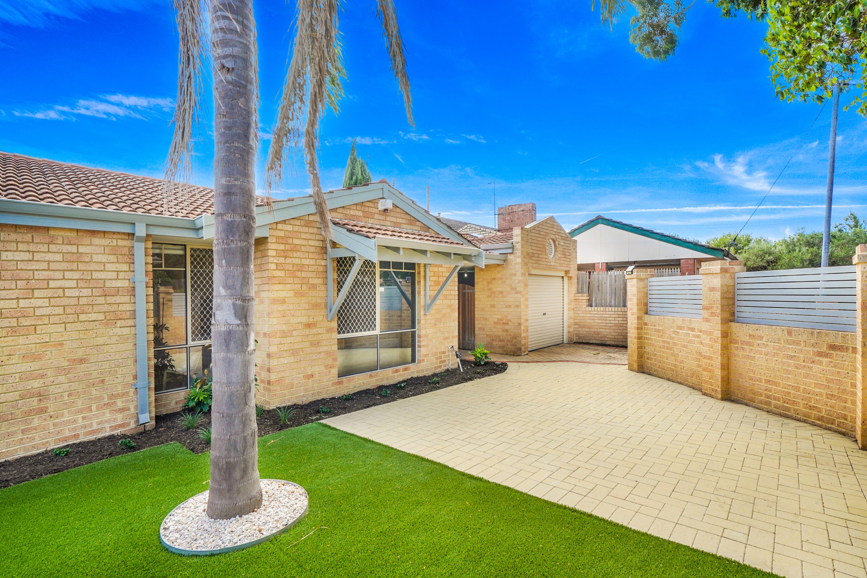 1/3 Knight Avenue, Yokine, WA 6060