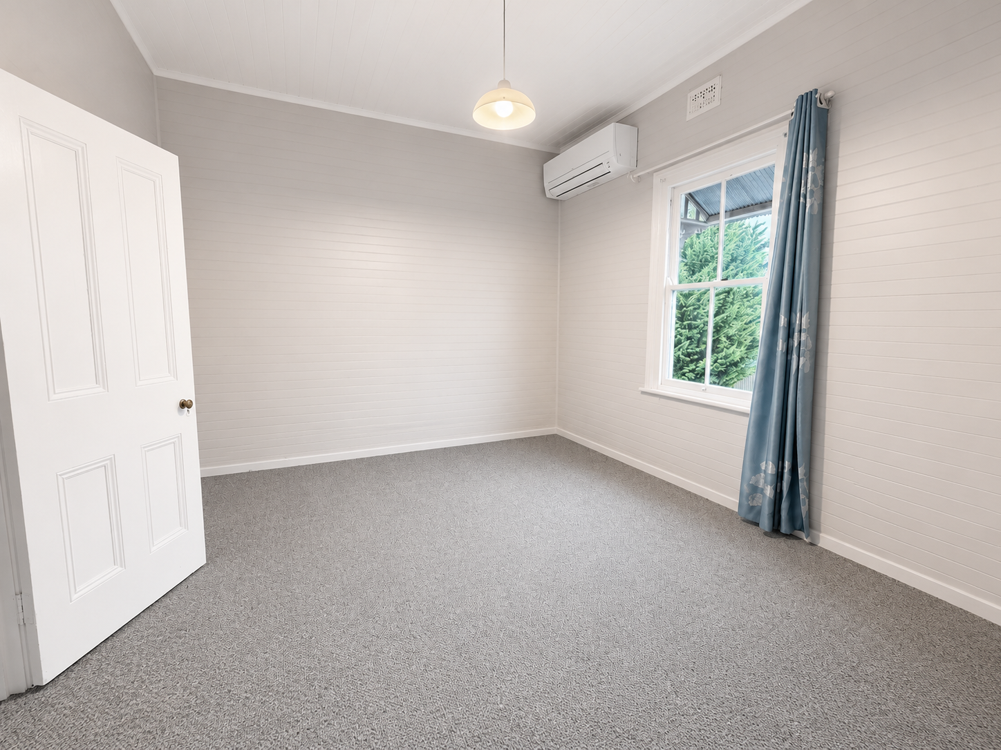 1/9 Madgwick Drive, Armidale, NSW 2350