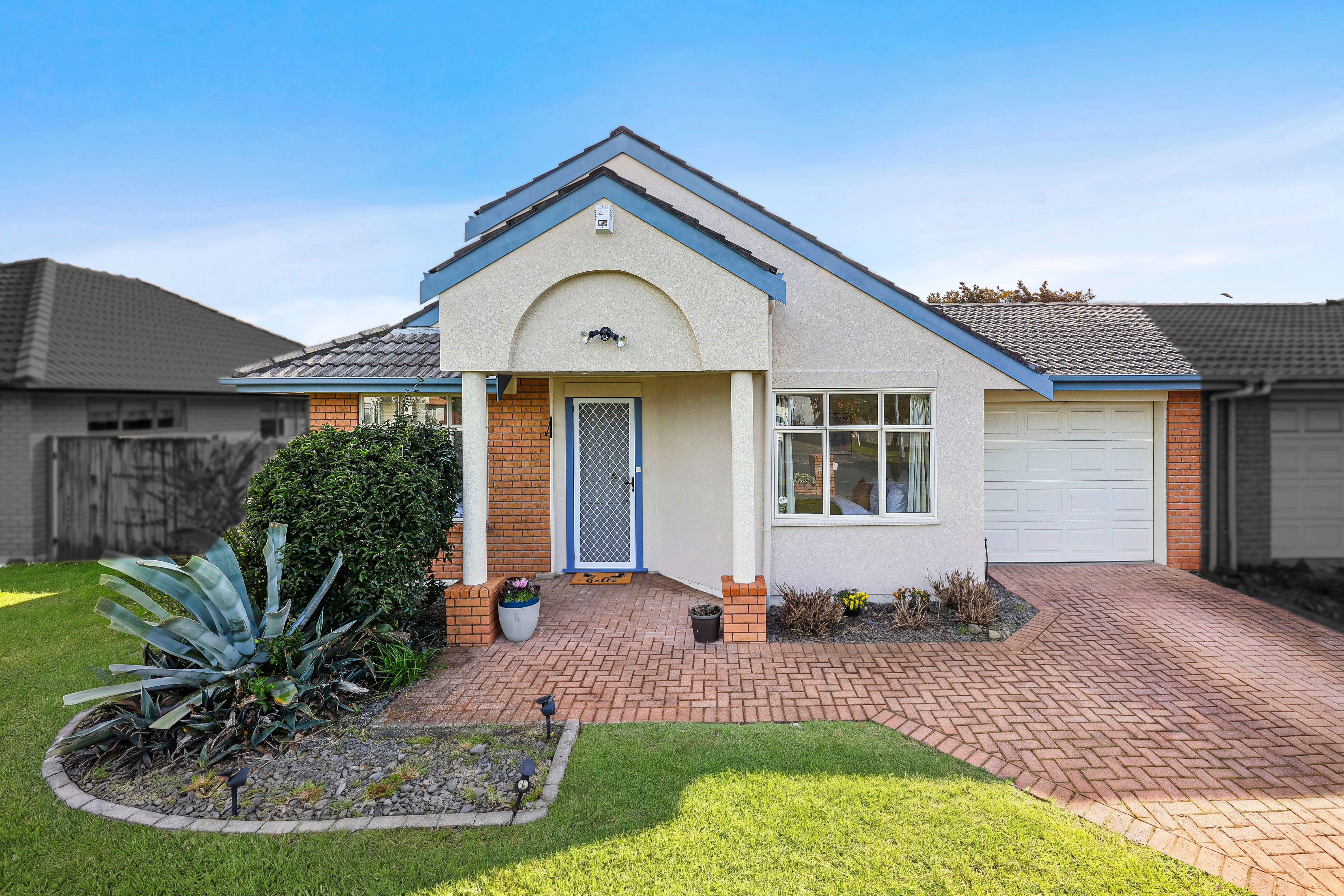 14 Fernbrook Close, Burswood, Manukau City
