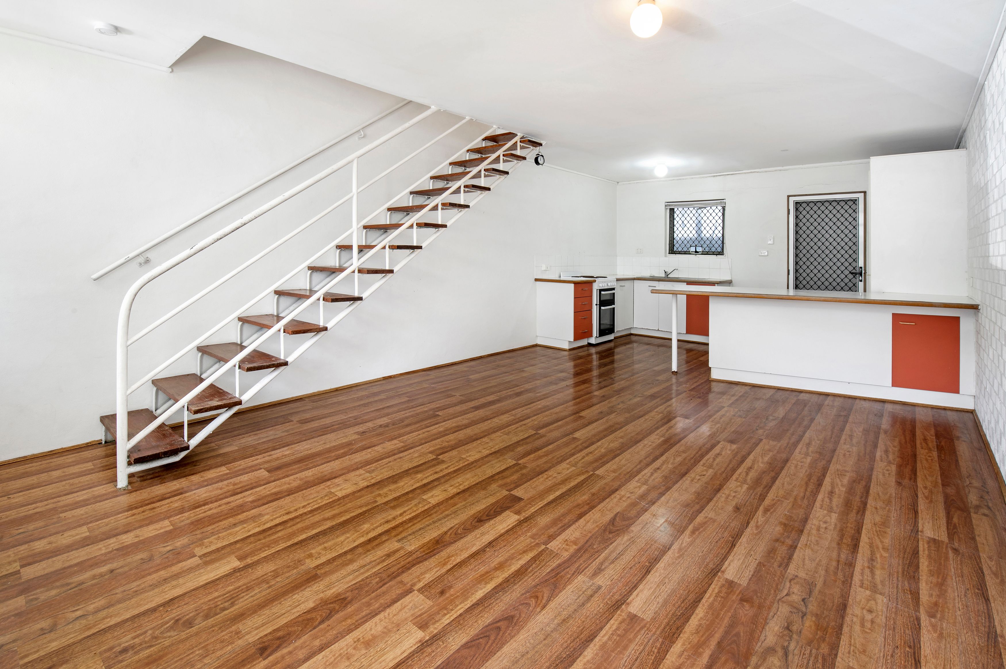 2/183 Old Burleigh Road, Broadbeach, QLD 4218