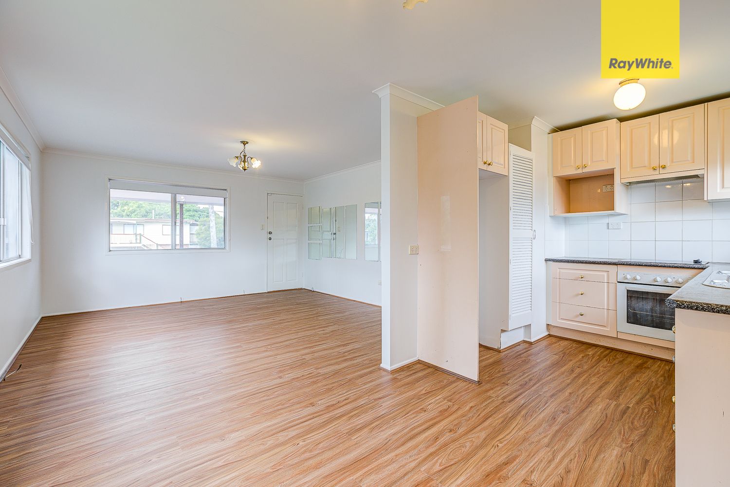 1 Sandalwood Street, Crestmead, QLD 4132