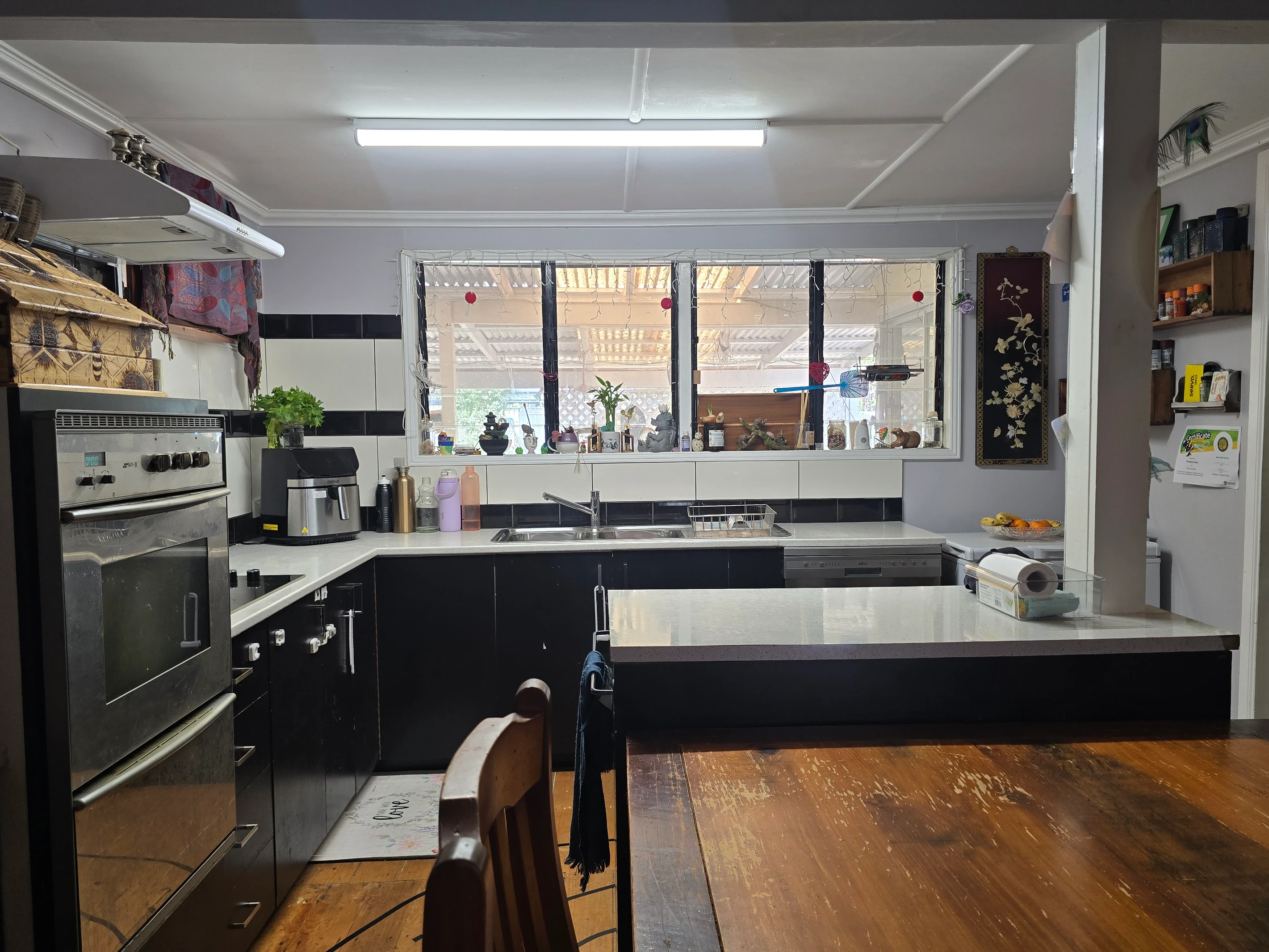 17 Albert Street, Crows Nest, QLD 4355